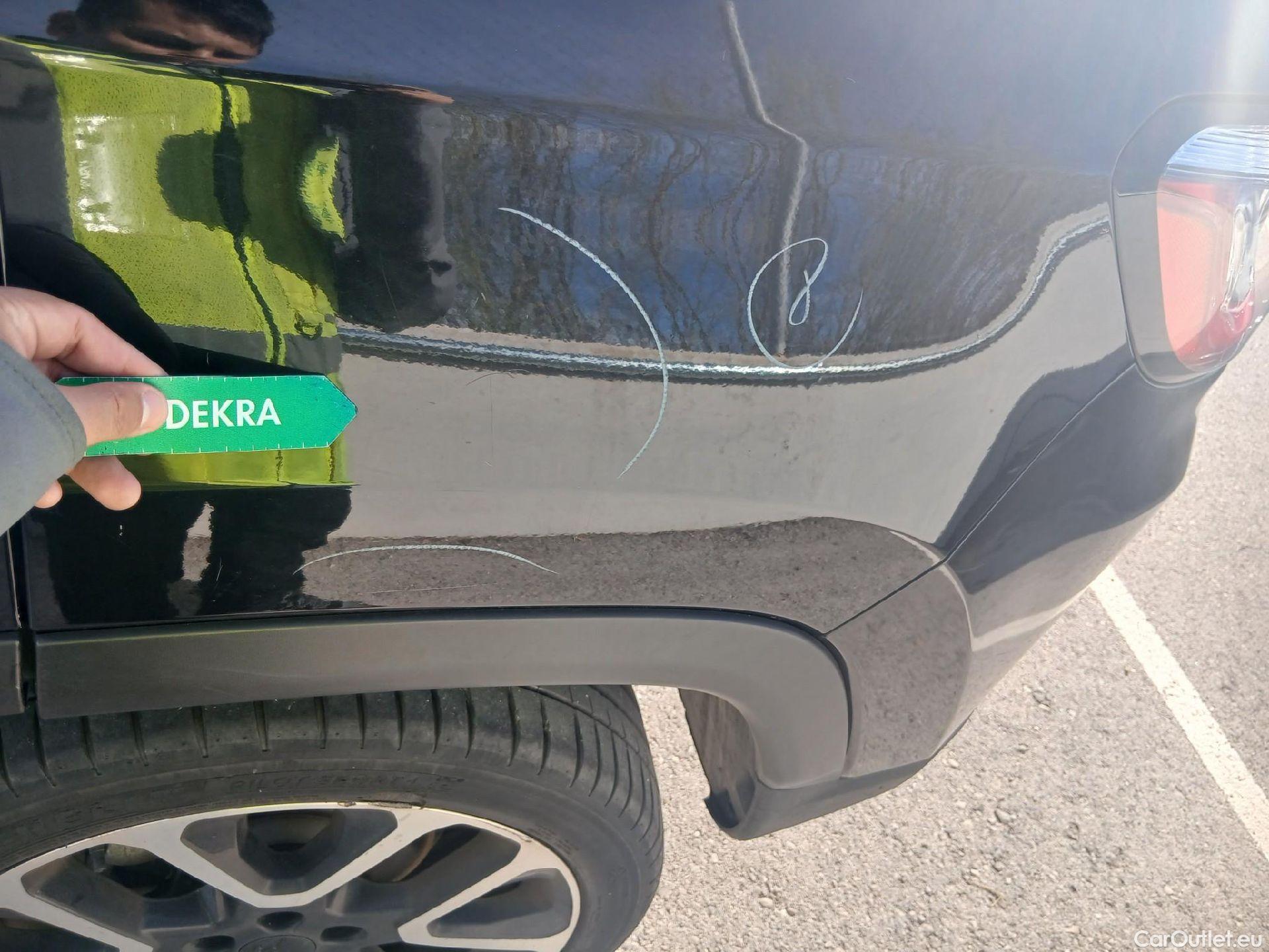  Jeep  Compass JEEP  / 2017 / 5P / todoterreno 1.6 Mjet 88kW Limited 4x2 #30