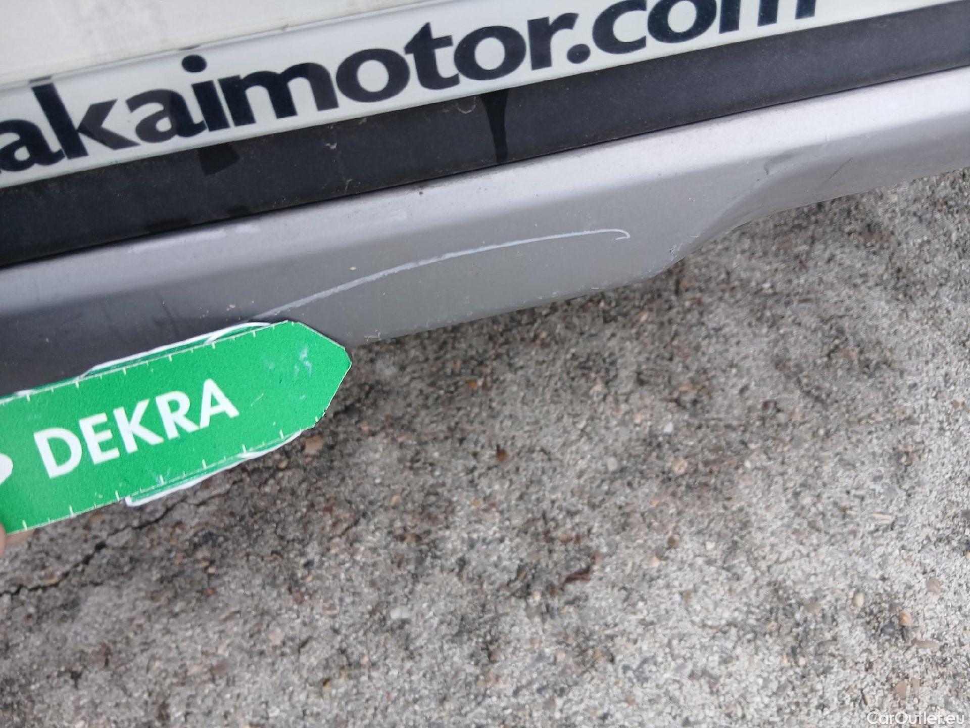  KIA  Niro KIA  / 2019 / 5P / crossover 1.6 GDi PHEV 104kW (141CV) Drive #22