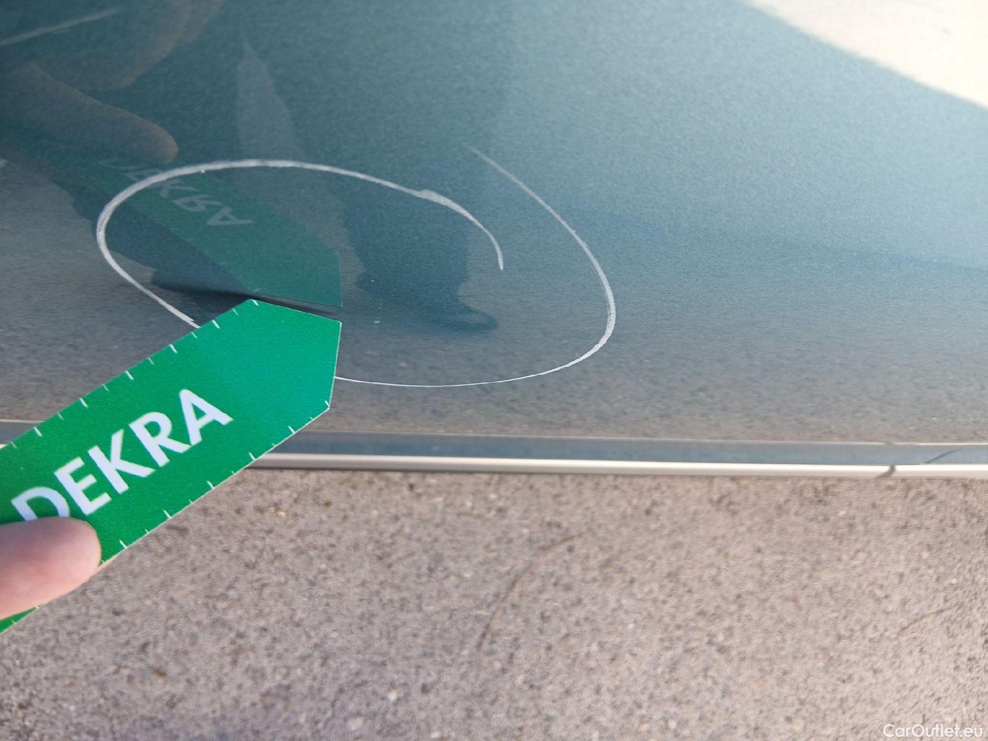  Hyundai  Konna HYUNDAI Kona / 2017 / 5P / todoterreno EV 150kW Tecno #26