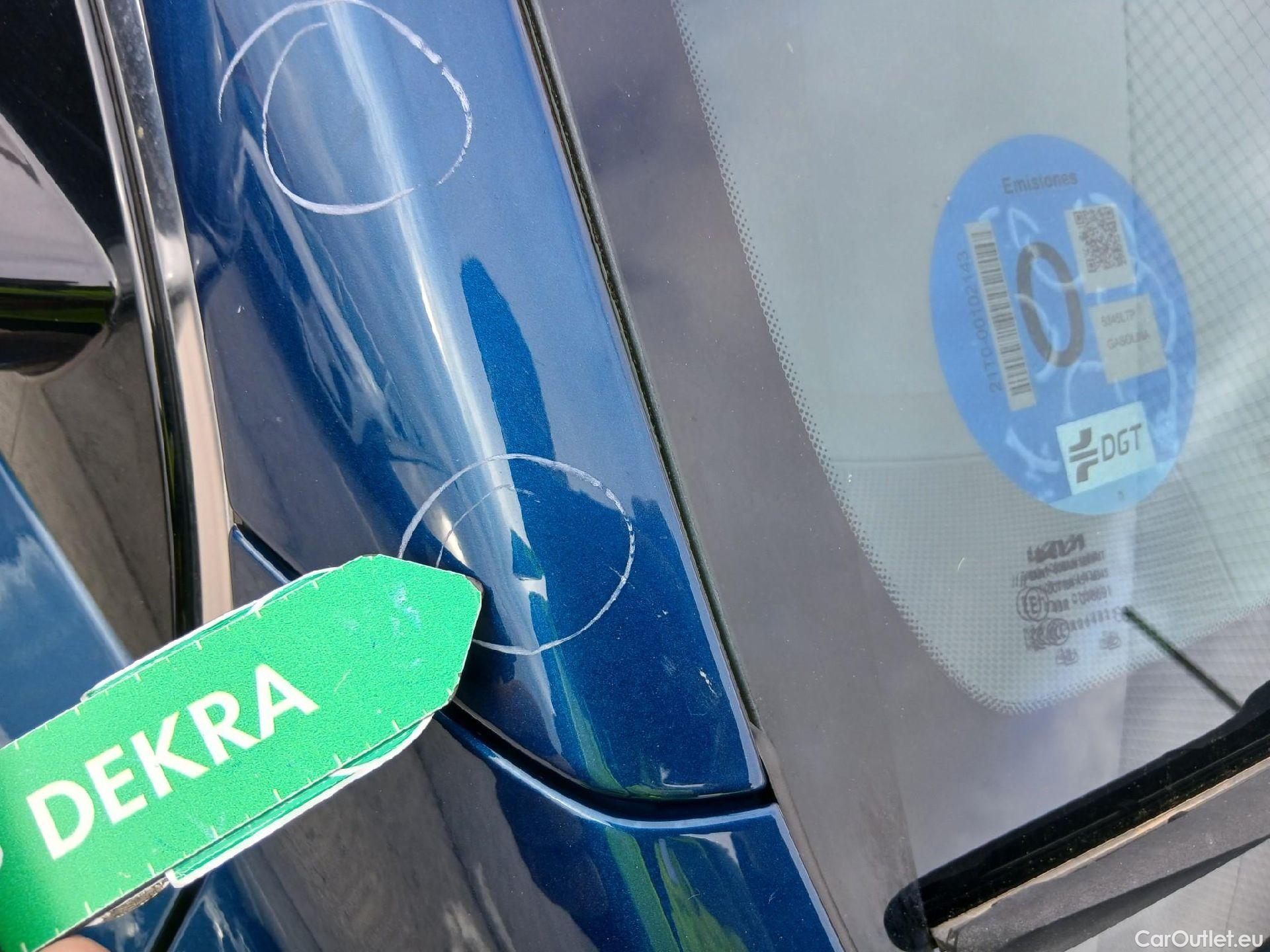  KIA  Niro KIA  / 2019 / 5P / crossover 1.6 GDi PHEV 104kW (141CV) Drive #43