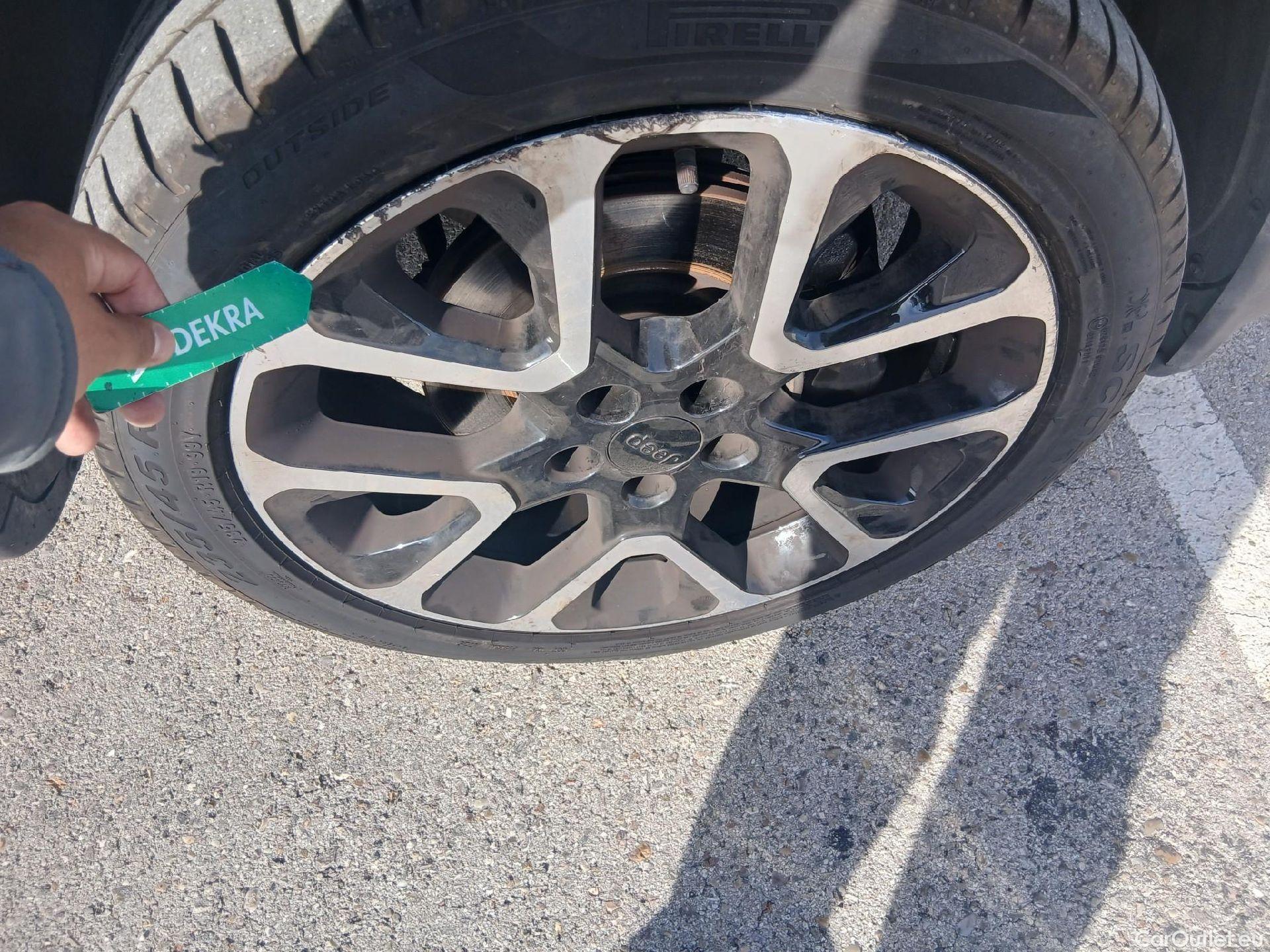  Jeep  Compass JEEP  / 2017 / 5P / todoterreno 1.6 Mjet 88kW Limited 4x2 #57