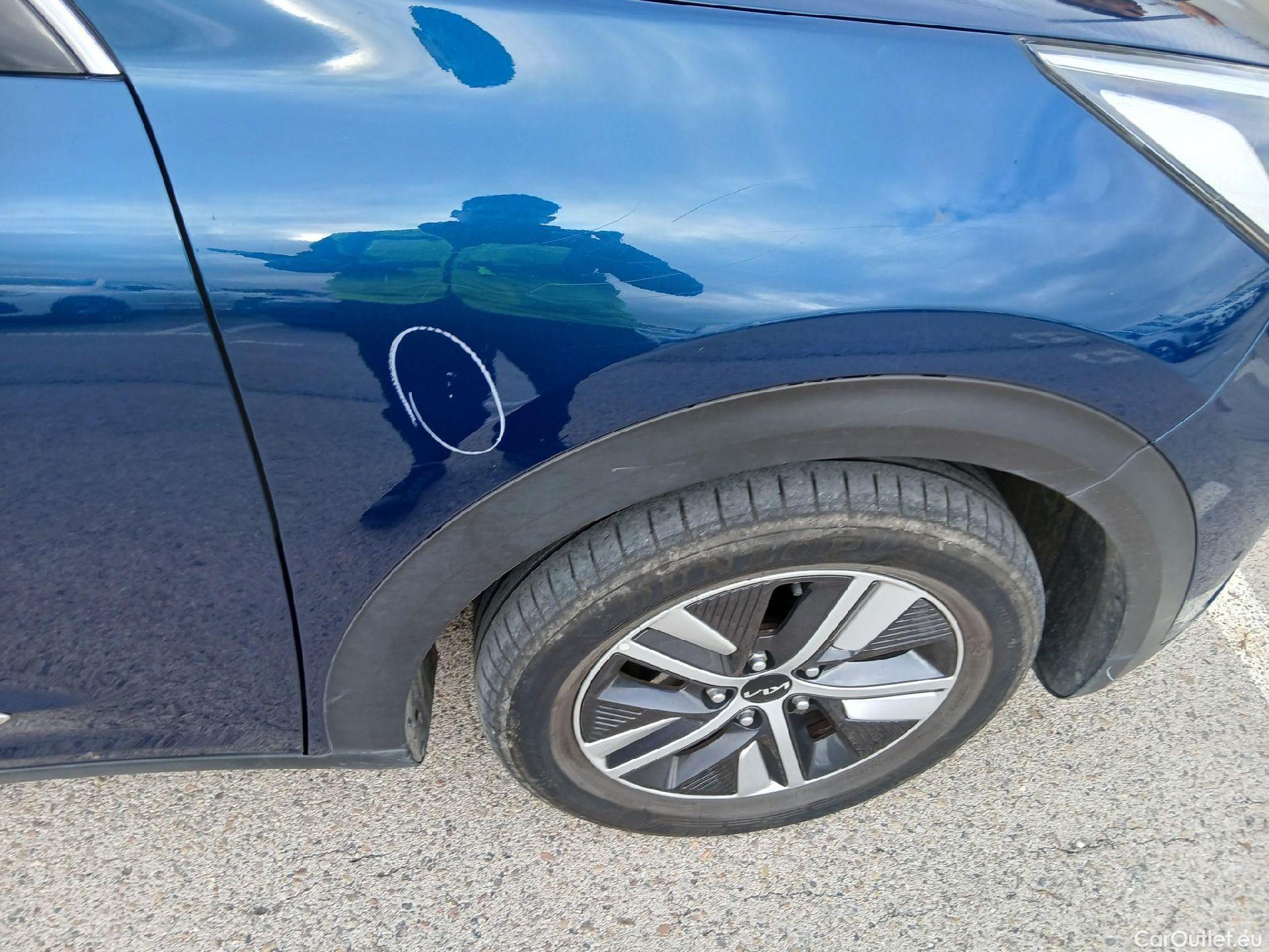  KIA  Niro KIA  / 2019 / 5P / crossover 1.6 GDi PHEV 104kW (141CV) Drive #40