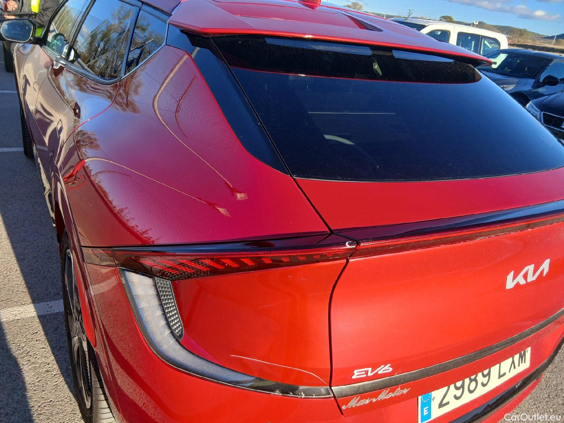  KIA  Ev6 KIA  / 2021 / 5P / todoterreno GT-Line 77,4kWh 168kW RWD Long Range #32