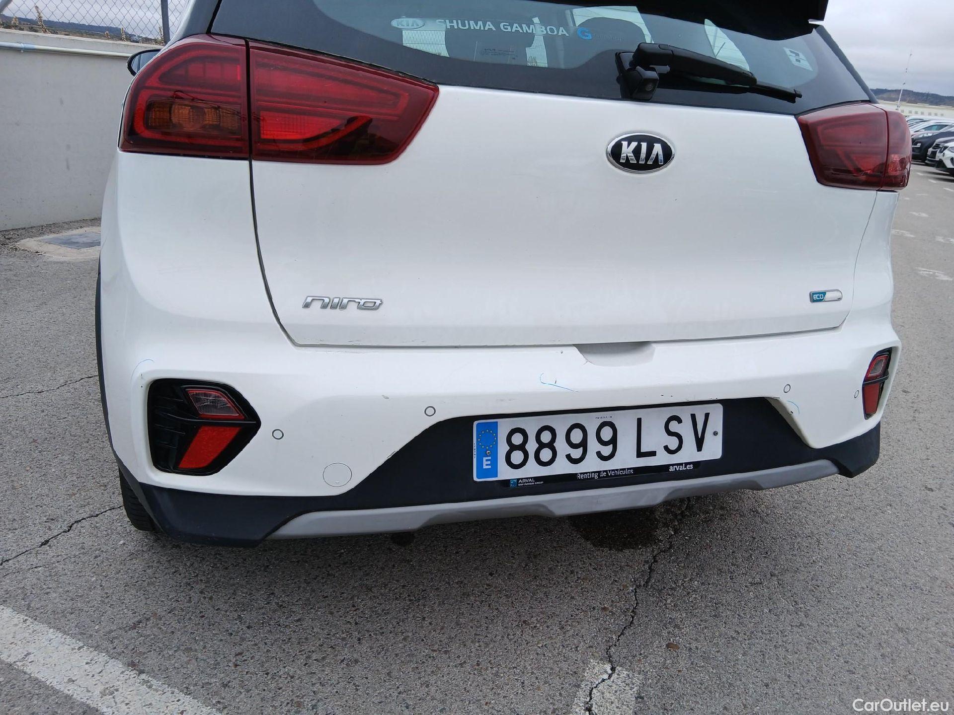  KIA  Niro KIA  / 2019 / 5P / crossover 1.6 GDi HEV 104kW (141CV) Drive #13