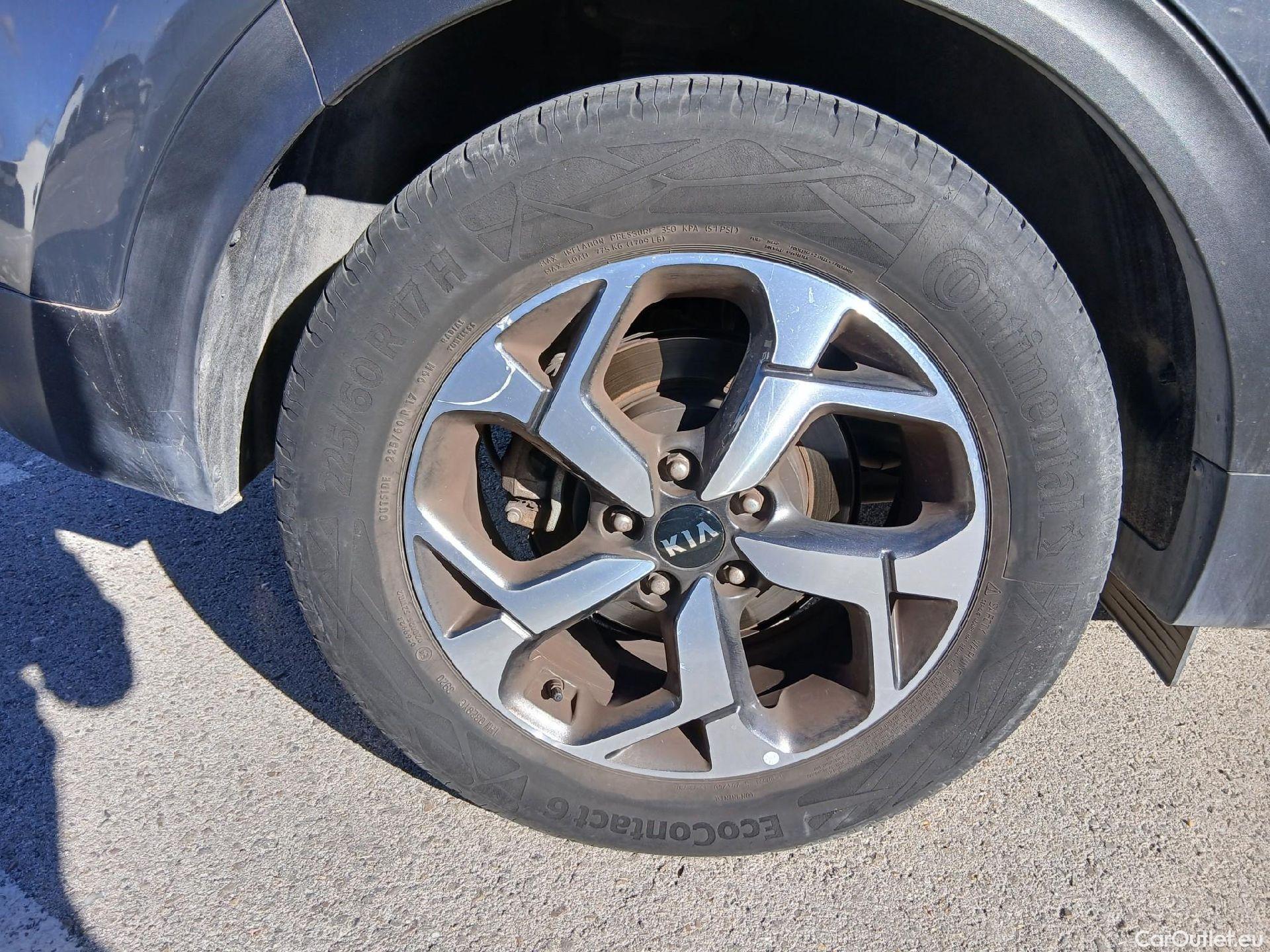  KIA  Sportage KIA  / 2018 / 5P / todoterreno 1.6 MHEV Drive Plus 100kW (136CV) 4x2 #45