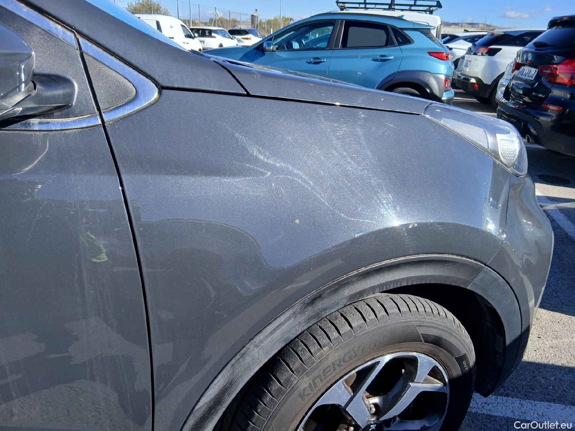  KIA  Sportage KIA  / 2018 / 5P / todoterreno 1.6 MHEV Drive Plus 100kW (136CV) 4x2 #42