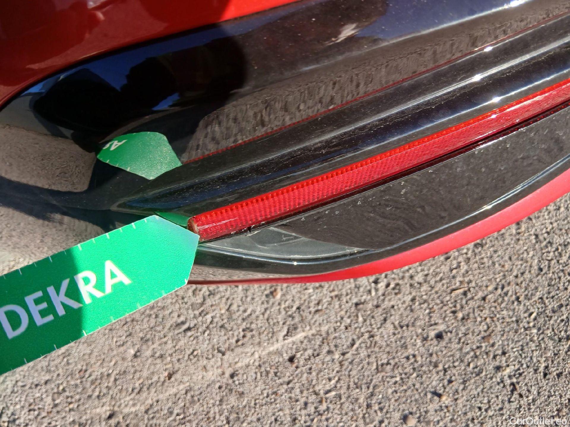  KIA  Ev6 KIA  / 2021 / 5P / todoterreno GT-Line 77,4kWh 168kW RWD Long Range #42