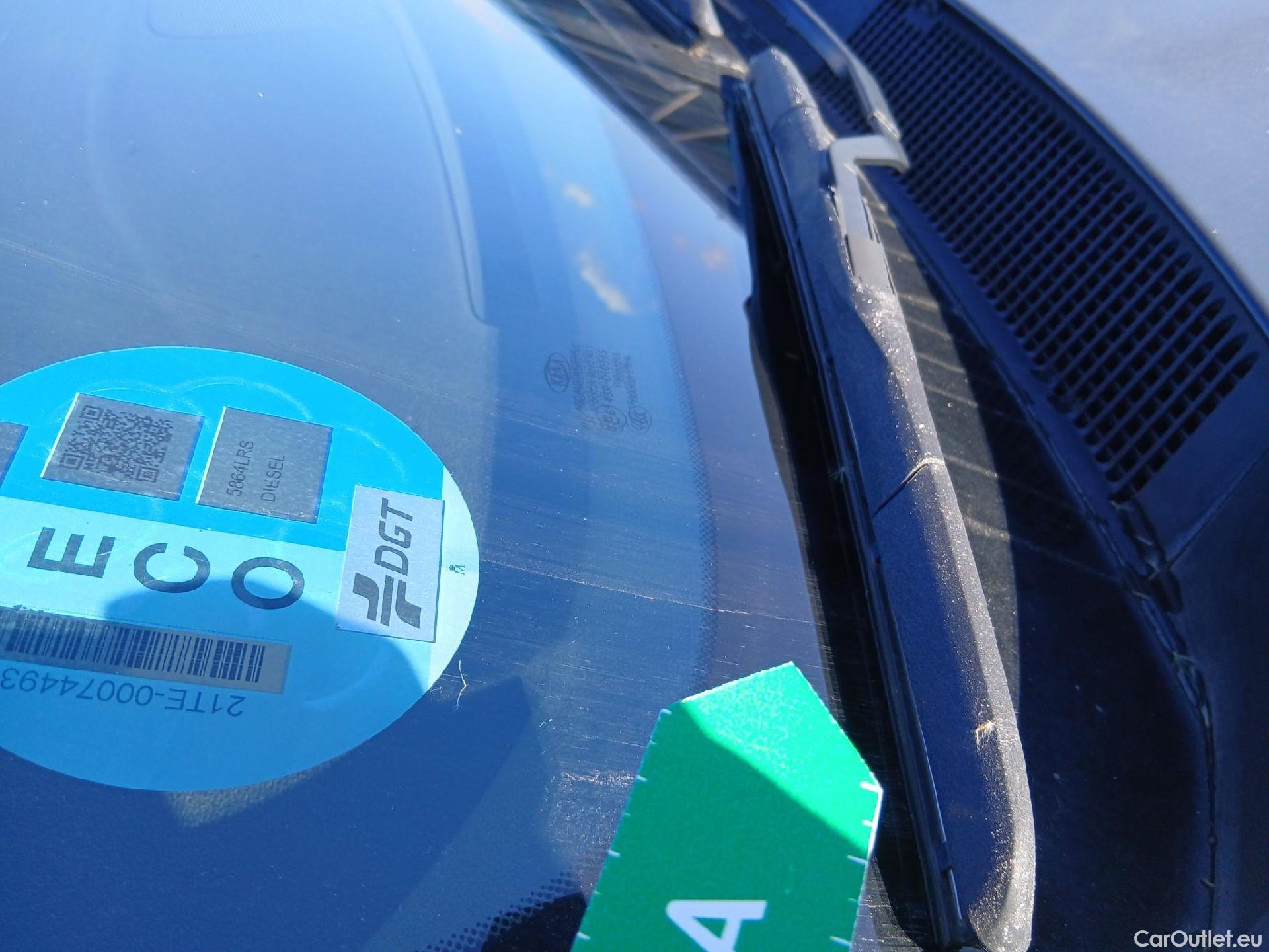  KIA  Sportage KIA  / 2018 / 5P / todoterreno 1.6 MHEV Drive Plus 100kW (136CV) 4x2 #6