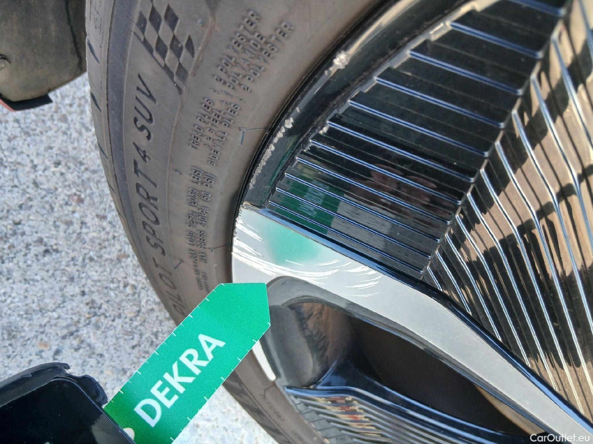  KIA  Ev6 KIA  / 2021 / 5P / todoterreno GT-Line 77,4kWh 168kW RWD Long Range #2