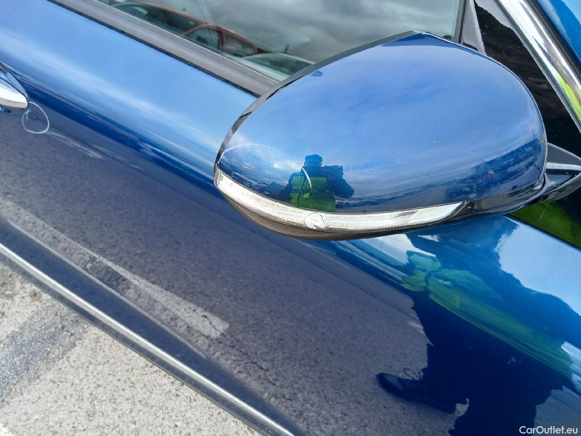  KIA  Niro KIA  / 2019 / 5P / crossover 1.6 GDi PHEV 104kW (141CV) Drive #39