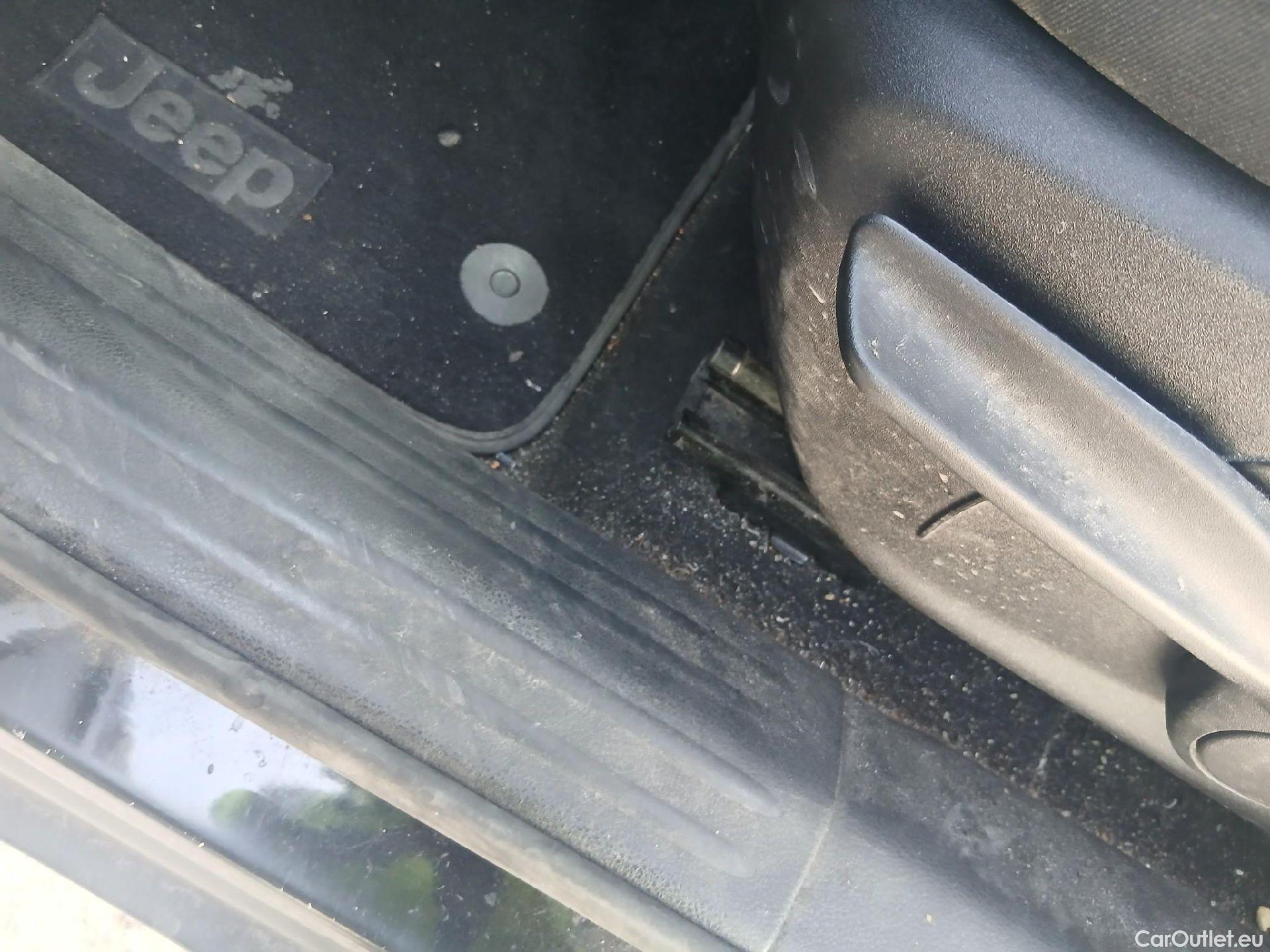  Jeep  Compass JEEP  / 2017 / 5P / todoterreno 1.6 Mjet 88kW Limited 4x2 #1