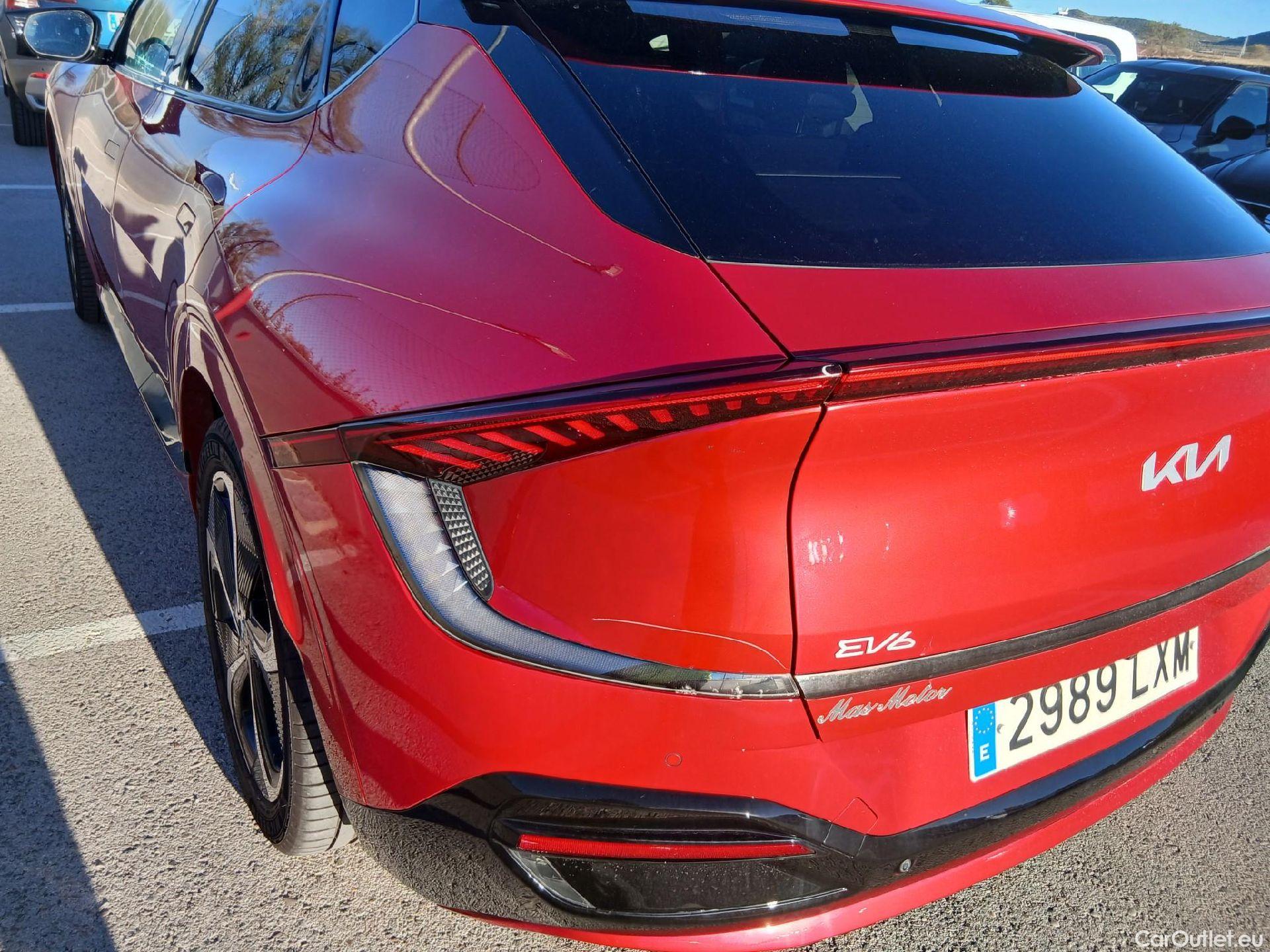  KIA  Ev6 KIA  / 2021 / 5P / todoterreno GT-Line 77,4kWh 168kW RWD Long Range #37