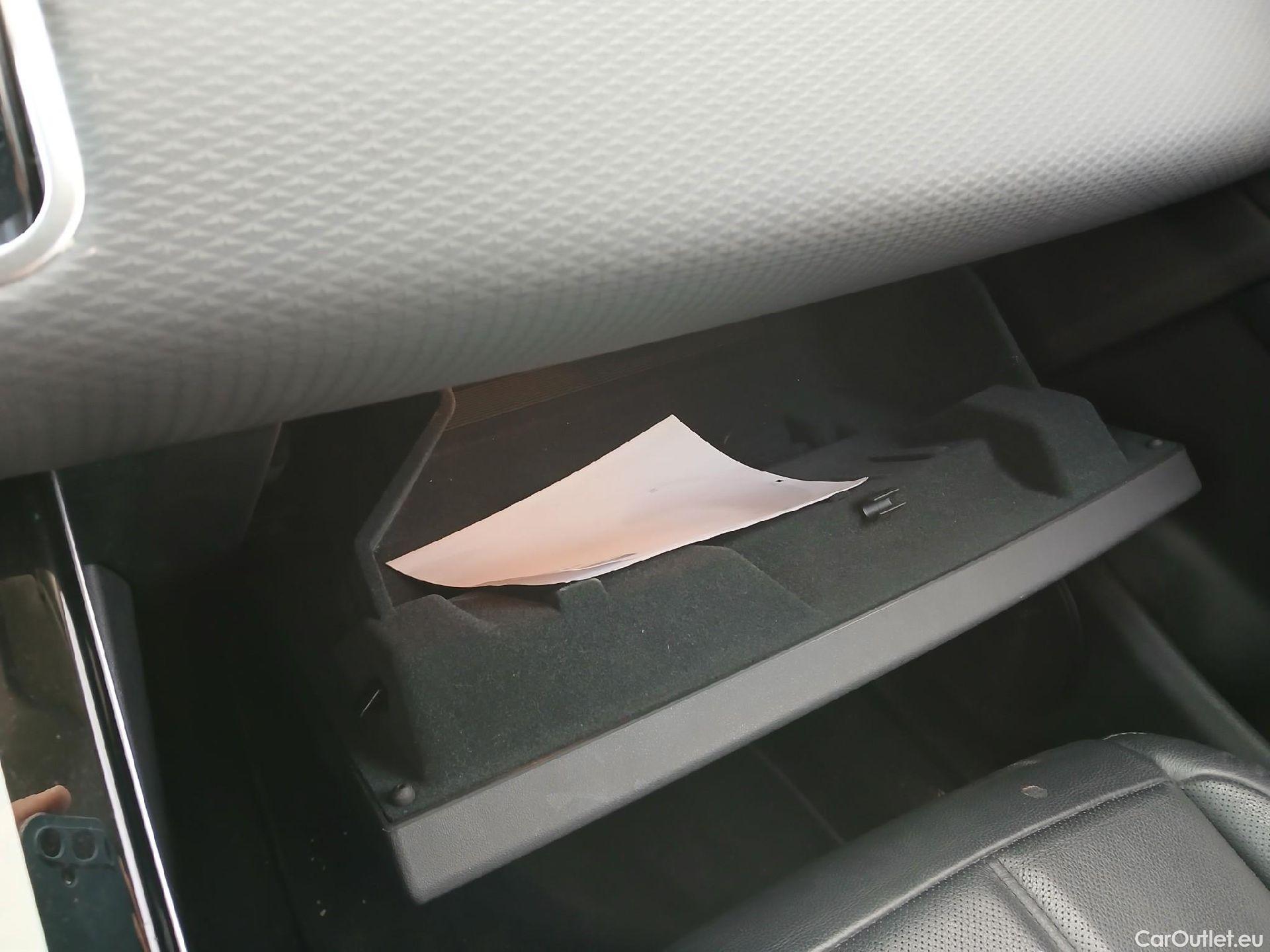  Land Rover  Range Rover LAND ROVER  Evoque / 2015 / 5P / todoterreno 2.0 D163 S AUTO 4WD MHEV #1