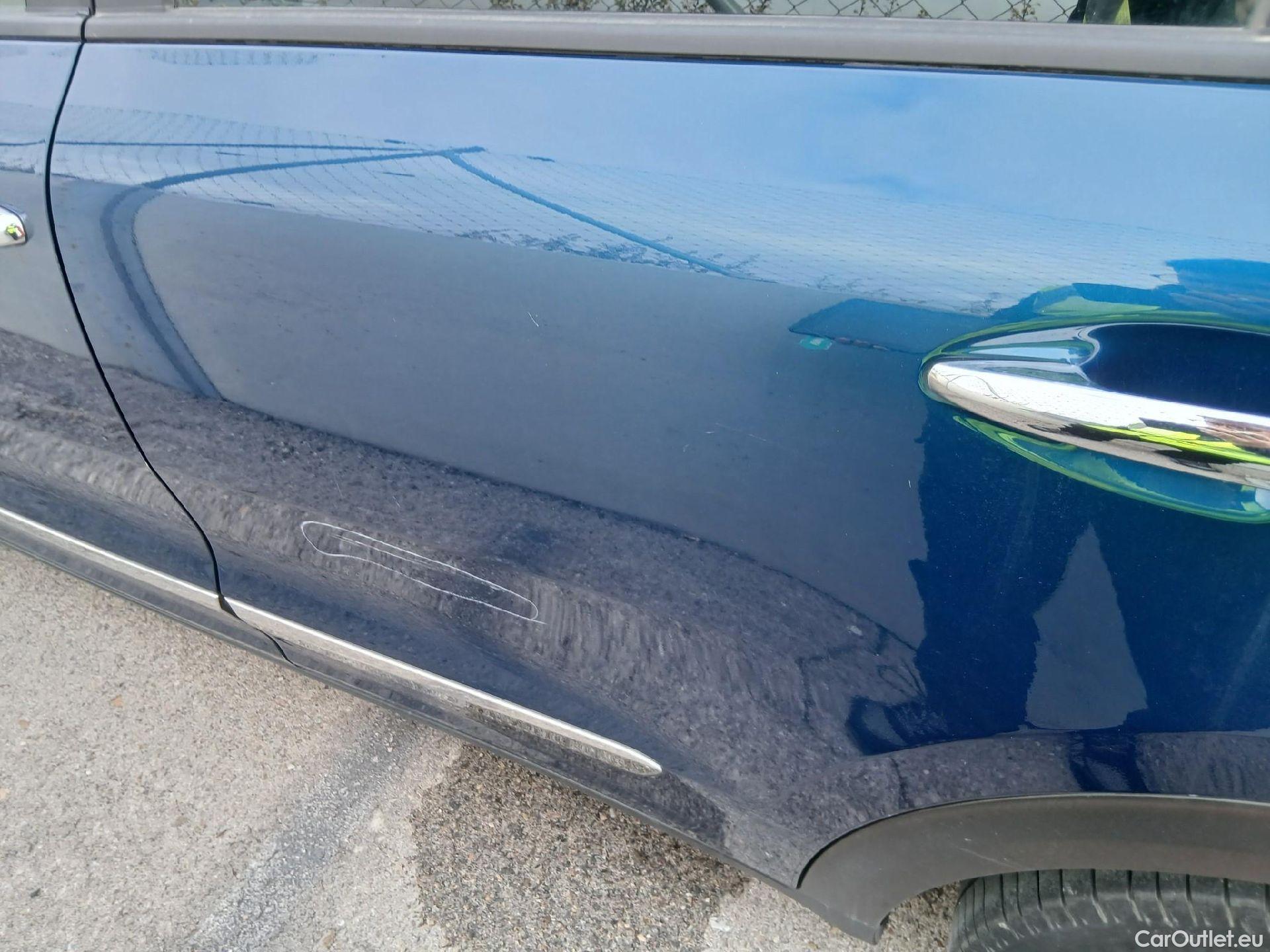  KIA  Niro KIA  / 2019 / 5P / crossover 1.6 GDi PHEV 104kW (141CV) Drive #17