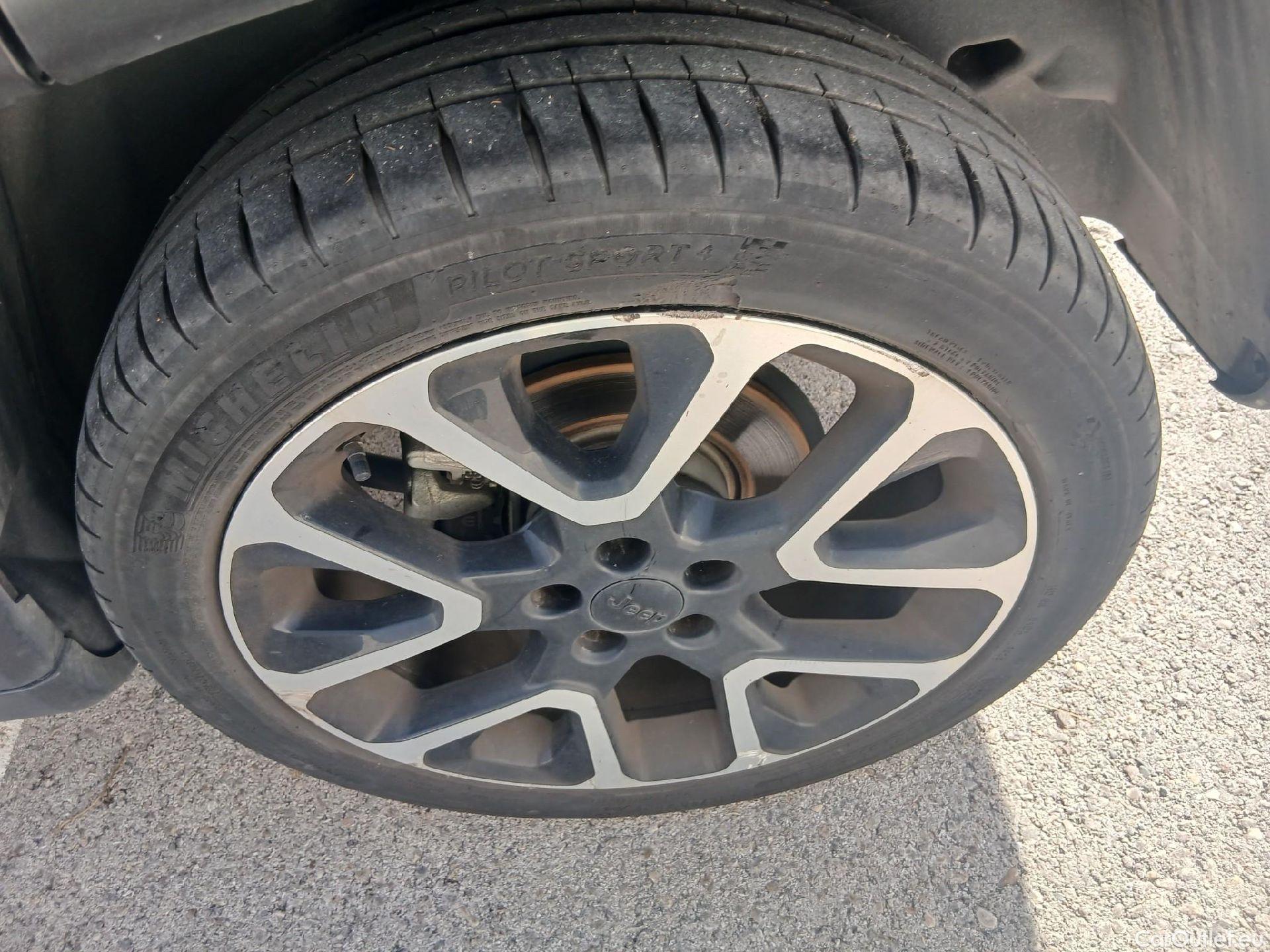  Jeep  Compass JEEP  / 2017 / 5P / todoterreno 1.6 Mjet 88kW Limited 4x2 #33