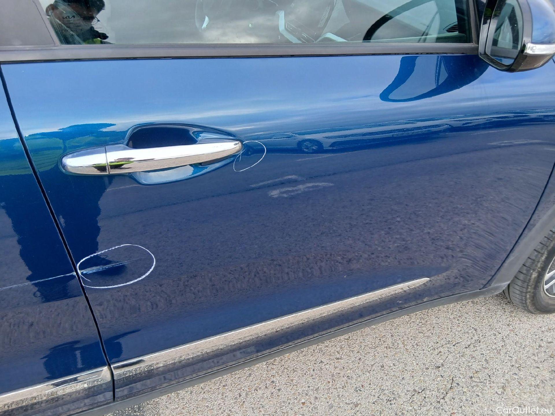  KIA  Niro KIA  / 2019 / 5P / crossover 1.6 GDi PHEV 104kW (141CV) Drive #34