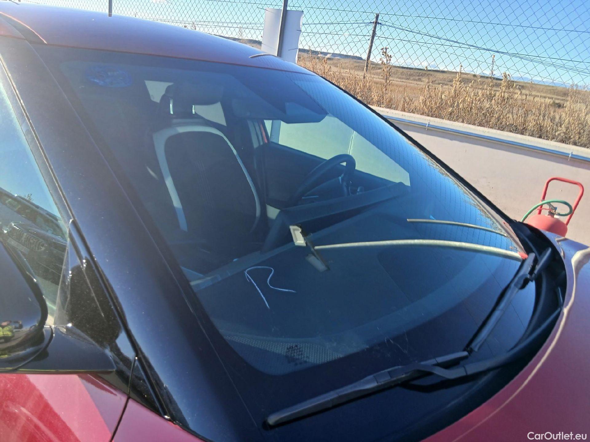  KIA  Ev6 KIA  / 2021 / 5P / todoterreno GT-Line 77,4kWh 168kW RWD Long Range #19