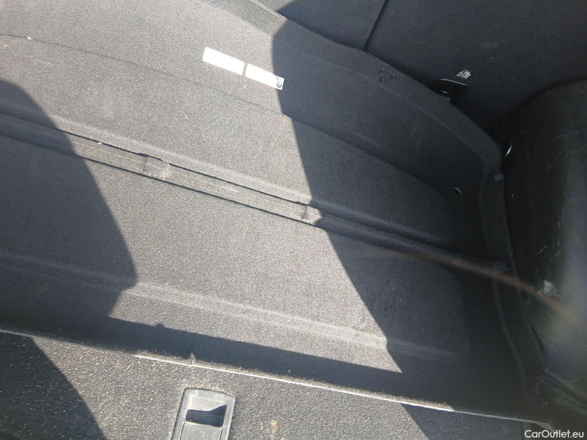  Jeep  Compass JEEP  / 2017 / 5P / todoterreno 1.6 Mjet 88kW Limited 4x2 #13