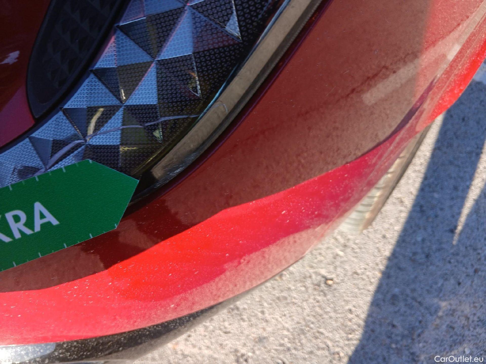  KIA  Ev6 KIA  / 2021 / 5P / todoterreno GT-Line 77,4kWh 168kW RWD Long Range #46