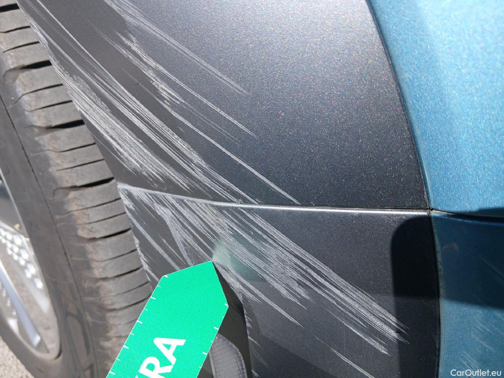  Hyundai  Konna HYUNDAI Kona / 2017 / 5P / todoterreno EV 150kW Tecno #13