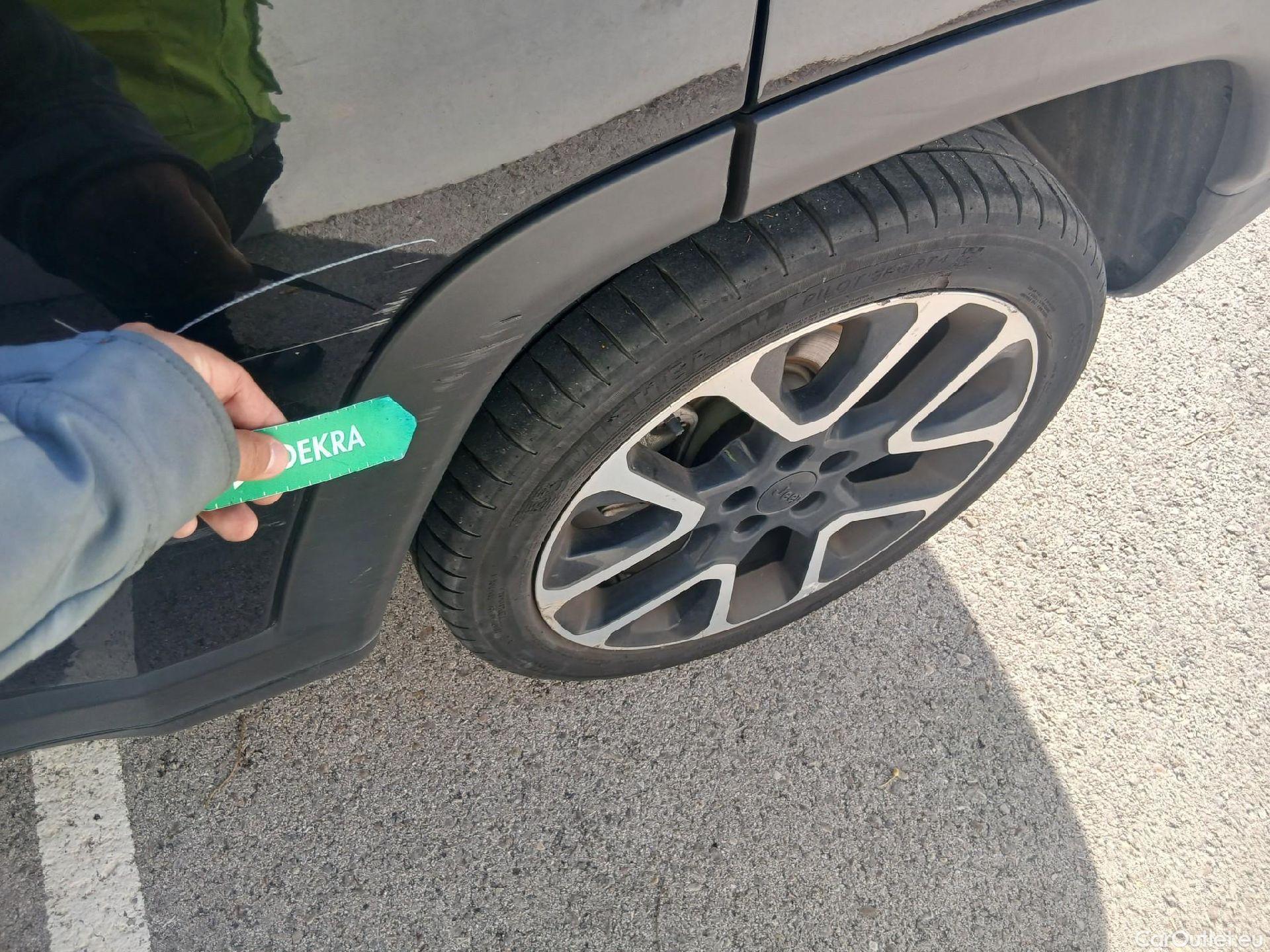  Jeep  Compass JEEP  / 2017 / 5P / todoterreno 1.6 Mjet 88kW Limited 4x2 #27