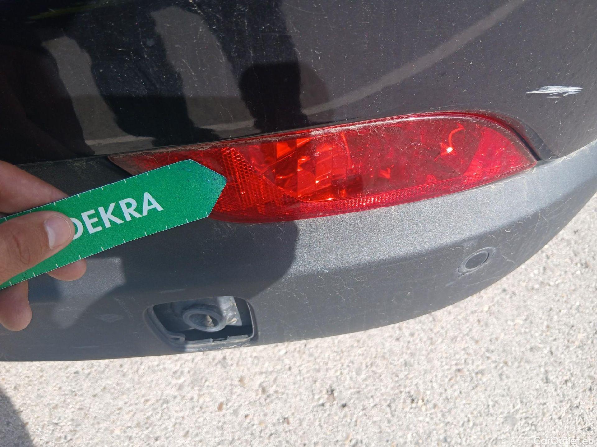  Jeep  Compass JEEP  / 2017 / 5P / todoterreno 1.6 Mjet 88kW Limited 4x2 #40