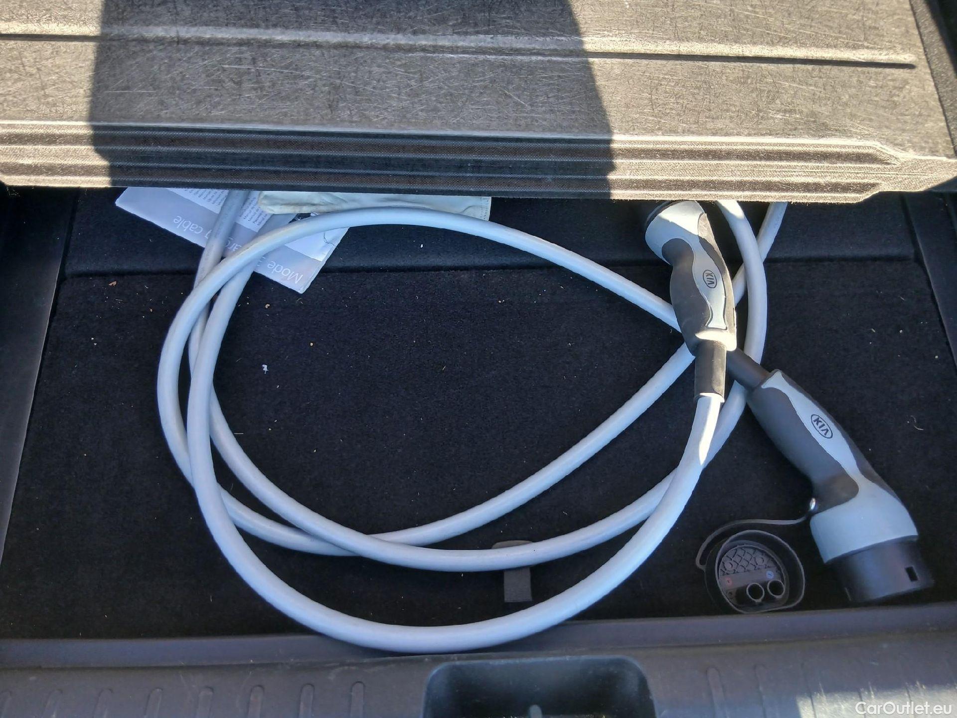  KIA  Ev6 KIA  / 2021 / 5P / todoterreno GT-Line 77,4kWh 168kW RWD Long Range #6