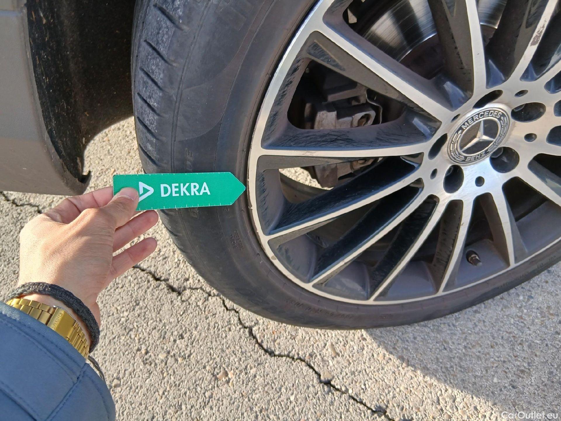  Mercedes  G-Klasee MERCEDES-BENZ Clase GLC / 2019 / 5P / todoterreno GLC 300 de 4MATIC #43