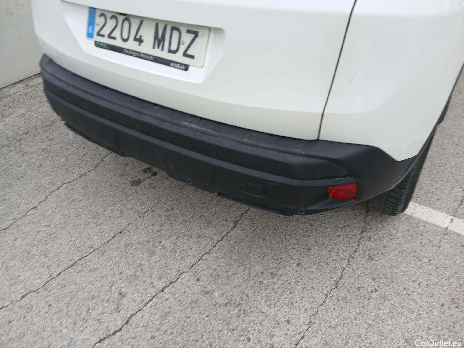  Peugeot  3008  Active Pack 1.5 HDi 130CV AT8 E6d #16