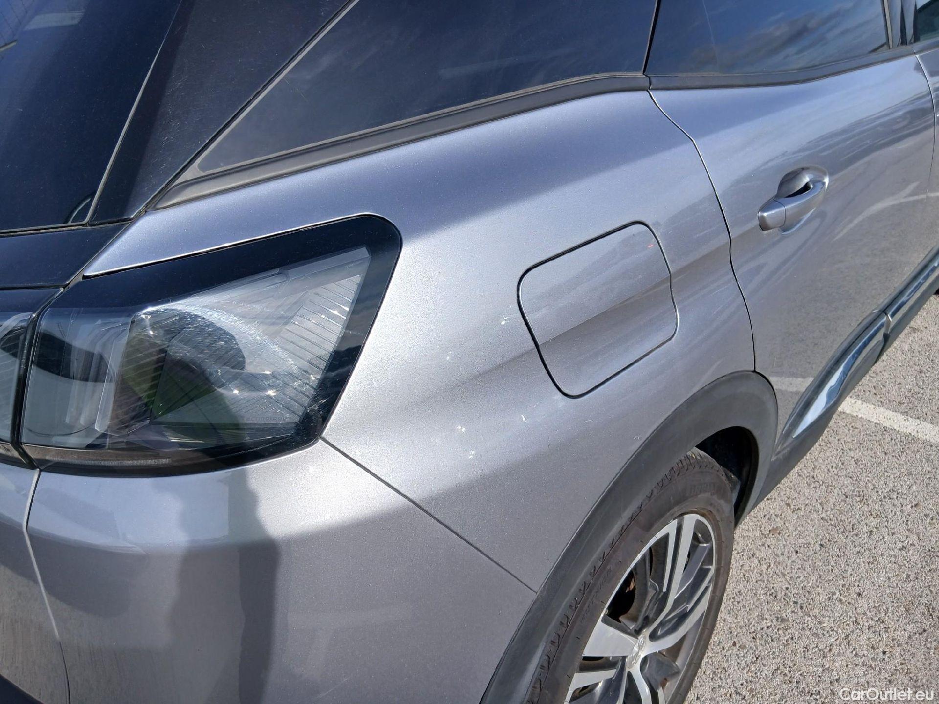  Peugeot  3008 PEUGEOT  Hybrid / 2020 / 5P / todoterreno 300 e-EAT8 Allure Pack #34