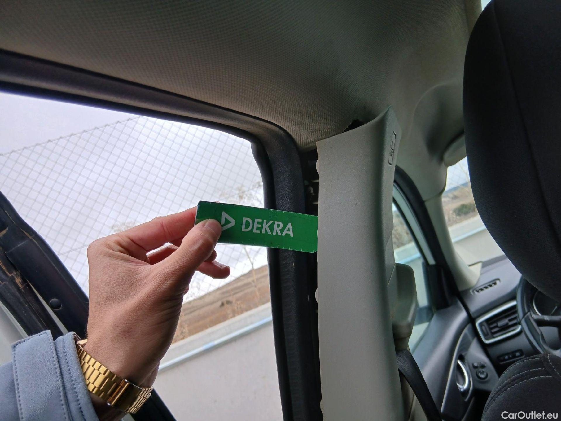  Nissan  Qashqai NISSAN  / 2017 / 5P / todoterreno dCi 81 kW (110 CV) N-CONNECTA #24