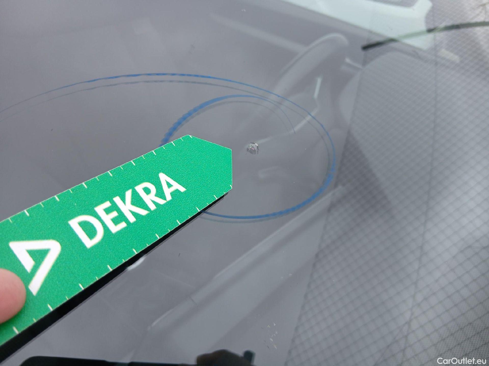  Volkswagen  Golf  VOLKSWAGEN / 2020 / 5P / berlina con portón 2.0 TDI 85kW (115CV) #8