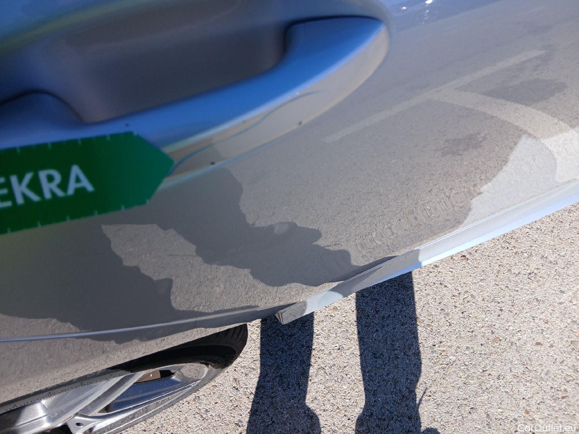  Mercedes  CLA-Klasse MERCEDES-BENZ CLA / 2019 / 5P / familiar CLA 200 Shooting Brake #26