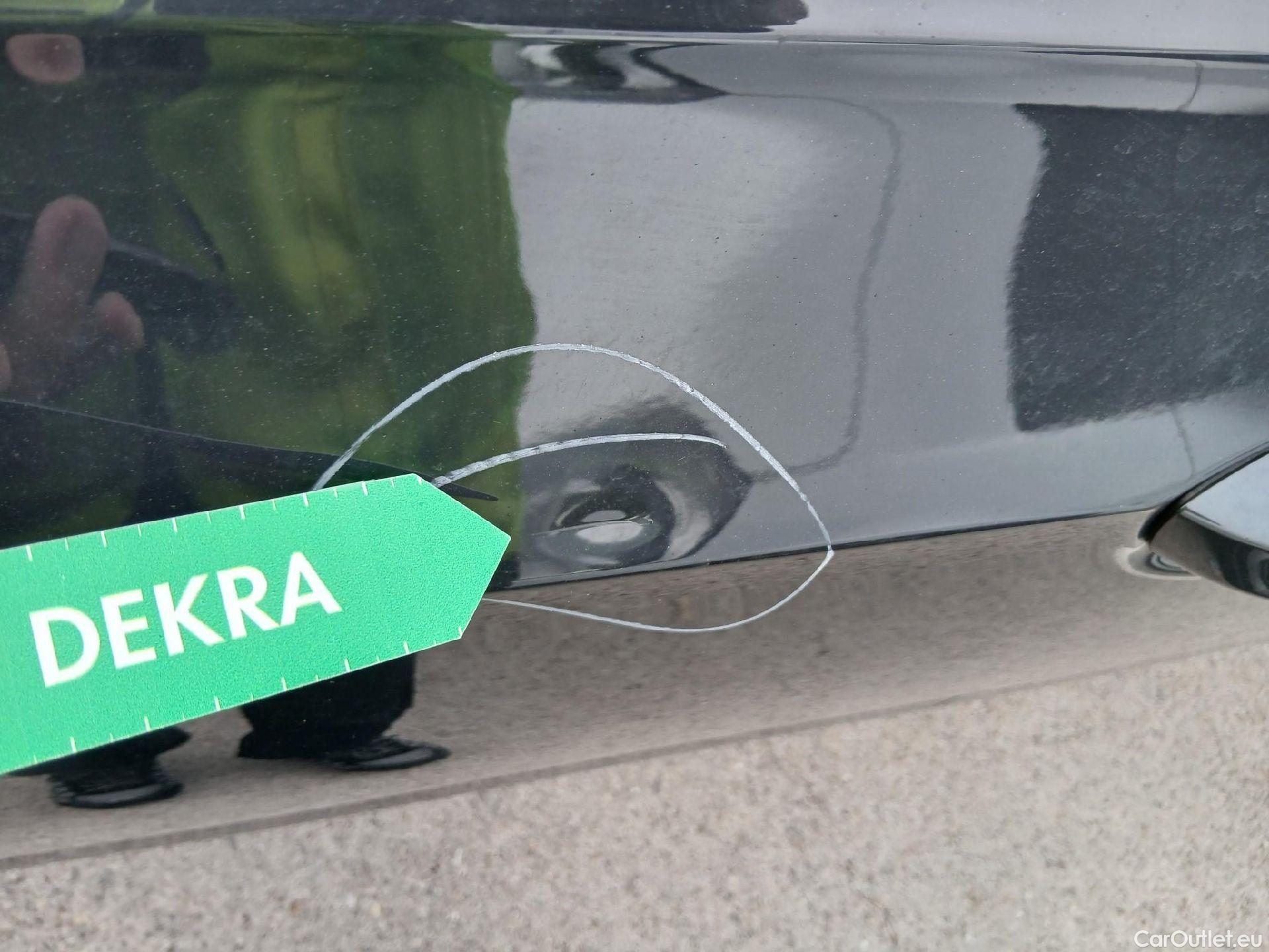  Volkswagen  Golf  VOLKSWAGEN / 2020 / 5P / berlina con portón 2.0 TDI 85kW (115CV) #14