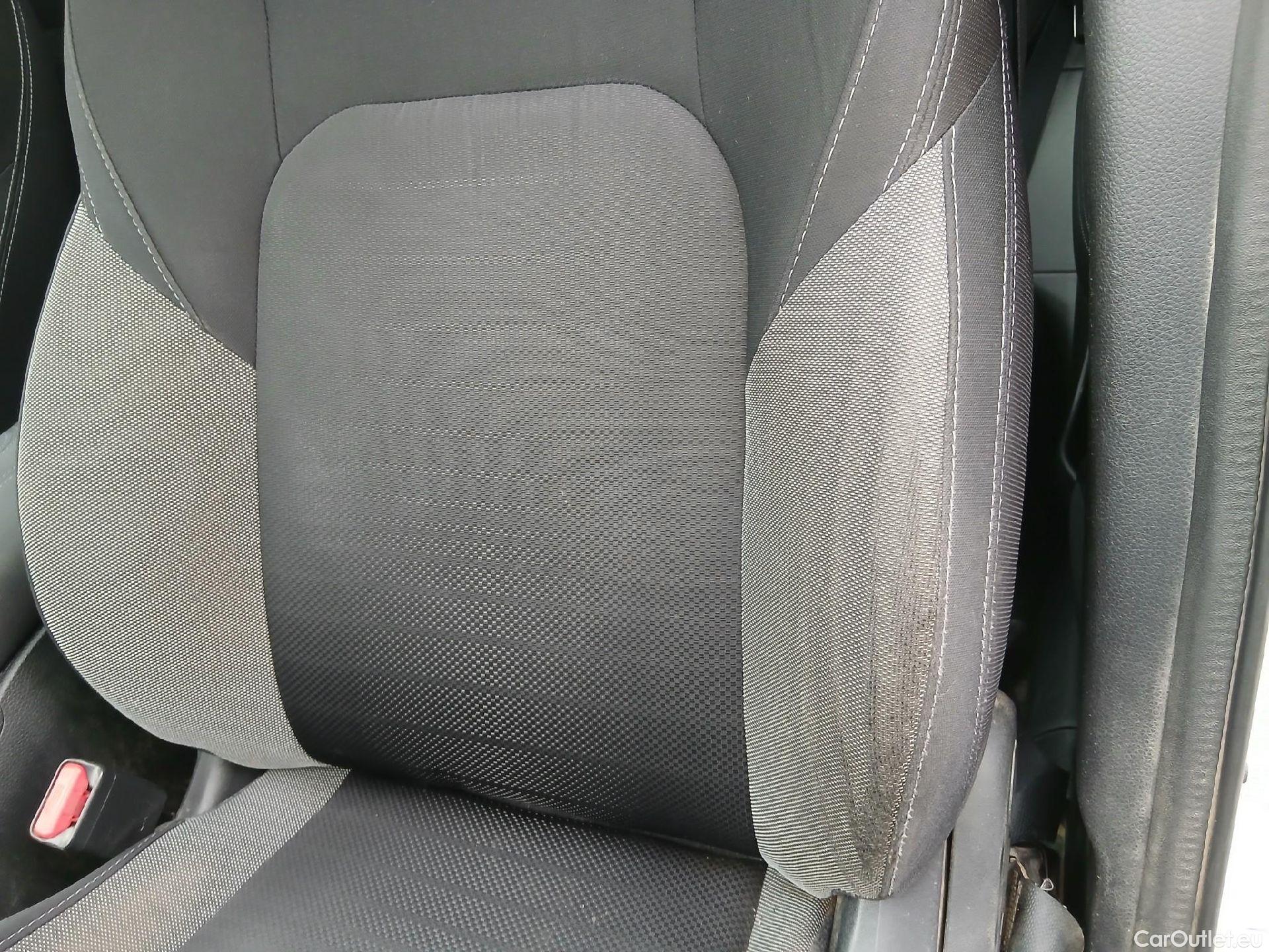  Nissan  Qashqai NISSAN  / 2017 / 5P / todoterreno dCi 81 kW (110 CV) N-CONNECTA #17