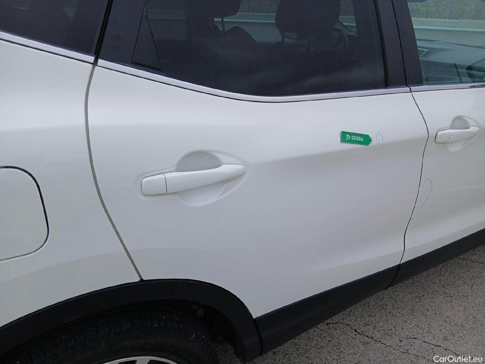  Nissan  Qashqai NISSAN  / 2017 / 5P / todoterreno dCi 81 kW (110 CV) N-CONNECTA #38