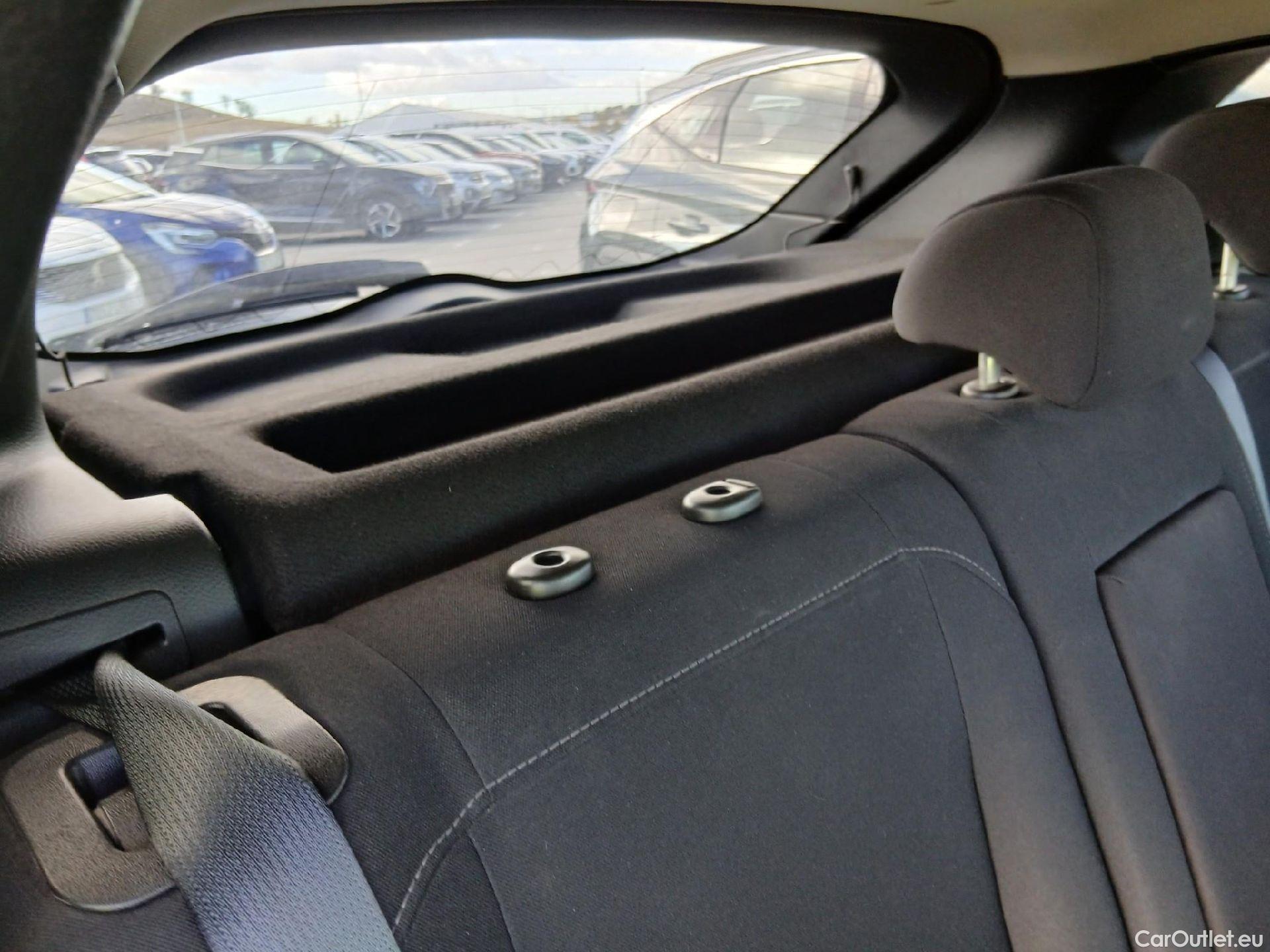  Nissan  Qashqai NISSAN  / 2017 / 5P / todoterreno dCi 85 kW (115 CV) E6D DCT N-CONNECTA #35