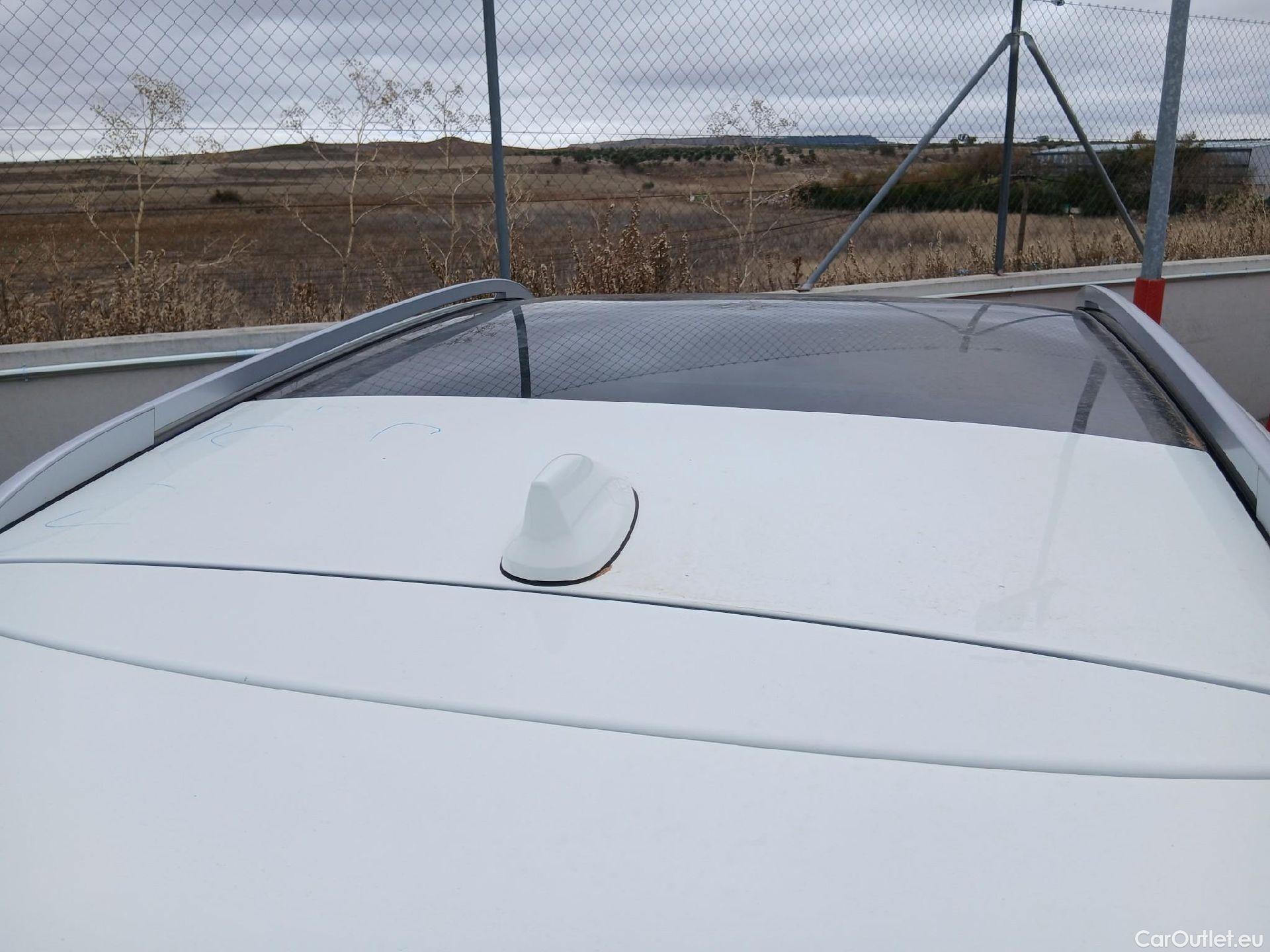  Nissan  Qashqai NISSAN  / 2017 / 5P / todoterreno dCi 81 kW (110 CV) N-CONNECTA #31