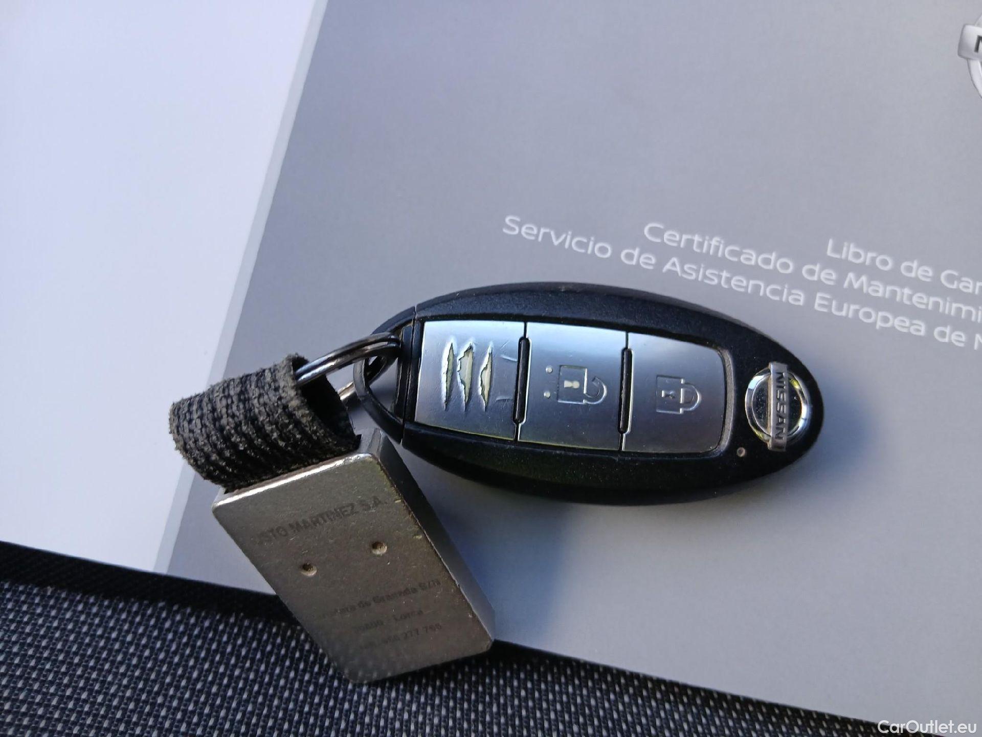  Nissan  Qashqai NISSAN  / 2017 / 5P / todoterreno dCi 85 kW (115 CV) E6D DCT N-CONNECTA #1