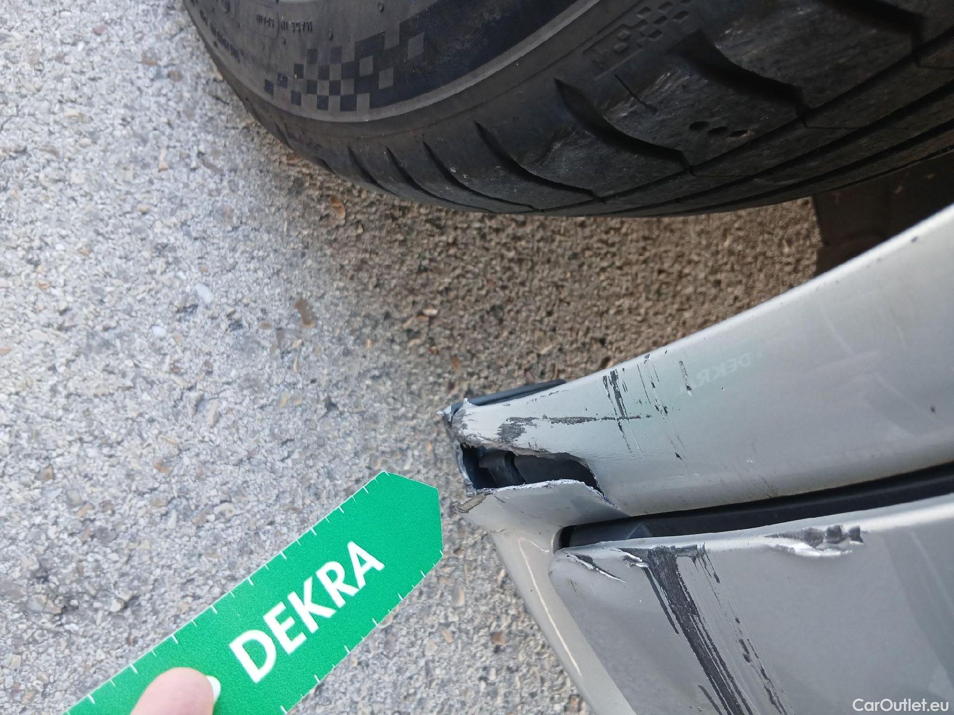  Mercedes  CLA-Klasse MERCEDES-BENZ CLA / 2019 / 5P / familiar CLA 200 Shooting Brake #15