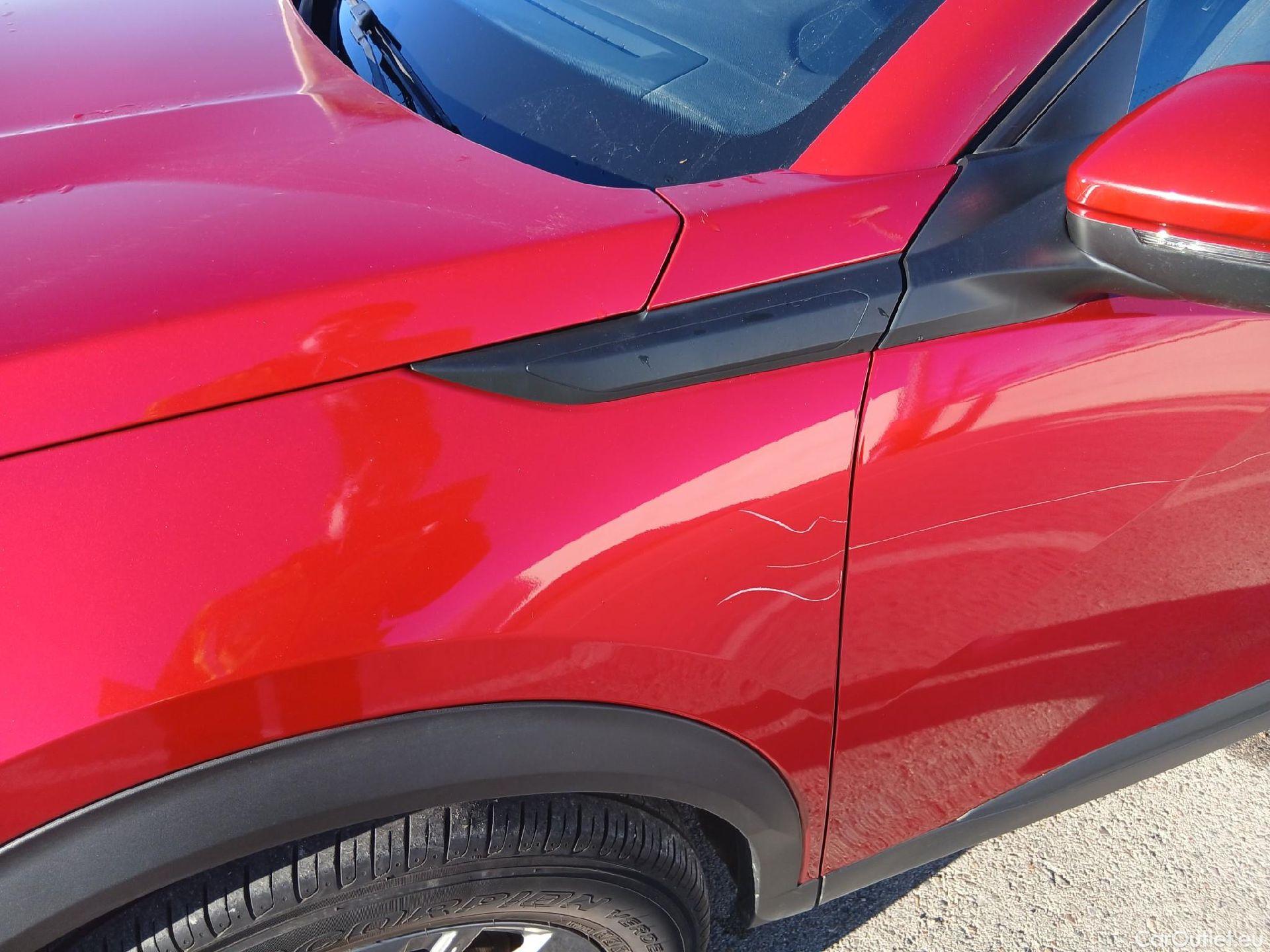  Peugeot  2008 PEUGEOT  / 2019 / 5P / todoterreno Active Pack BlueHDI 81kW (110CV) #14