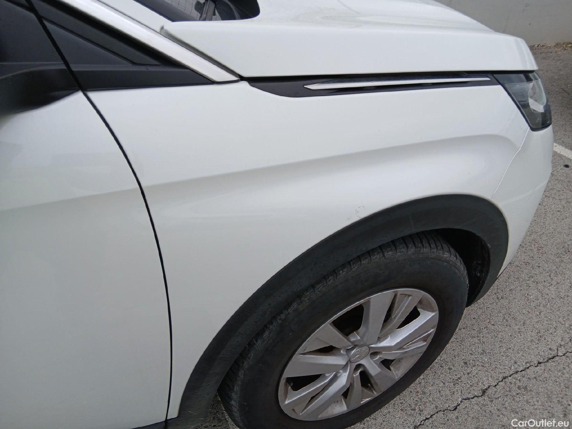  Peugeot  3008  Active Pack 1.5 HDi 130CV AT8 E6d #22