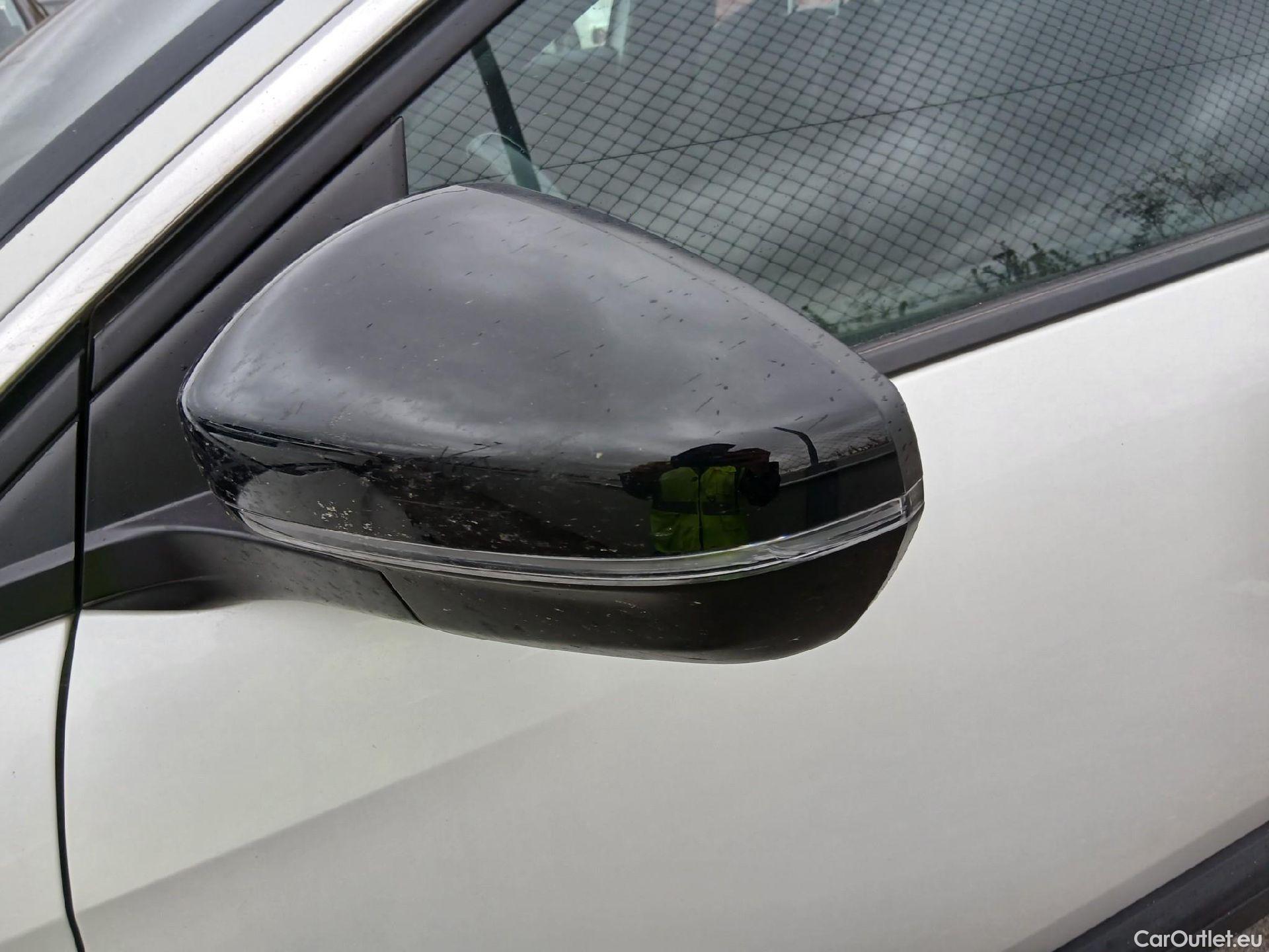  Peugeot  3008  Active Pack 1.5 HDi 130CV AT8 E6d #9