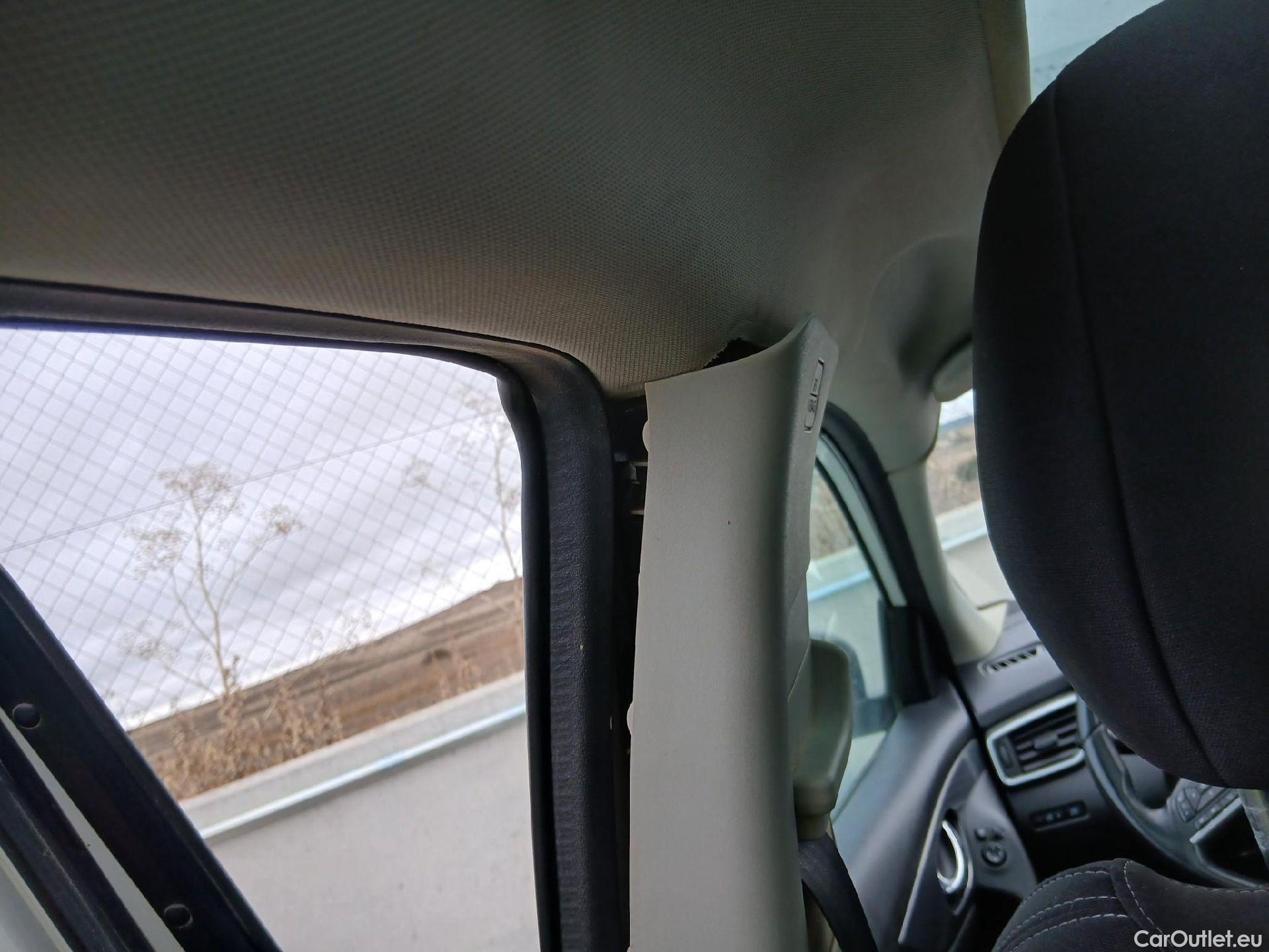  Nissan  Qashqai NISSAN  / 2017 / 5P / todoterreno dCi 81 kW (110 CV) N-CONNECTA #23