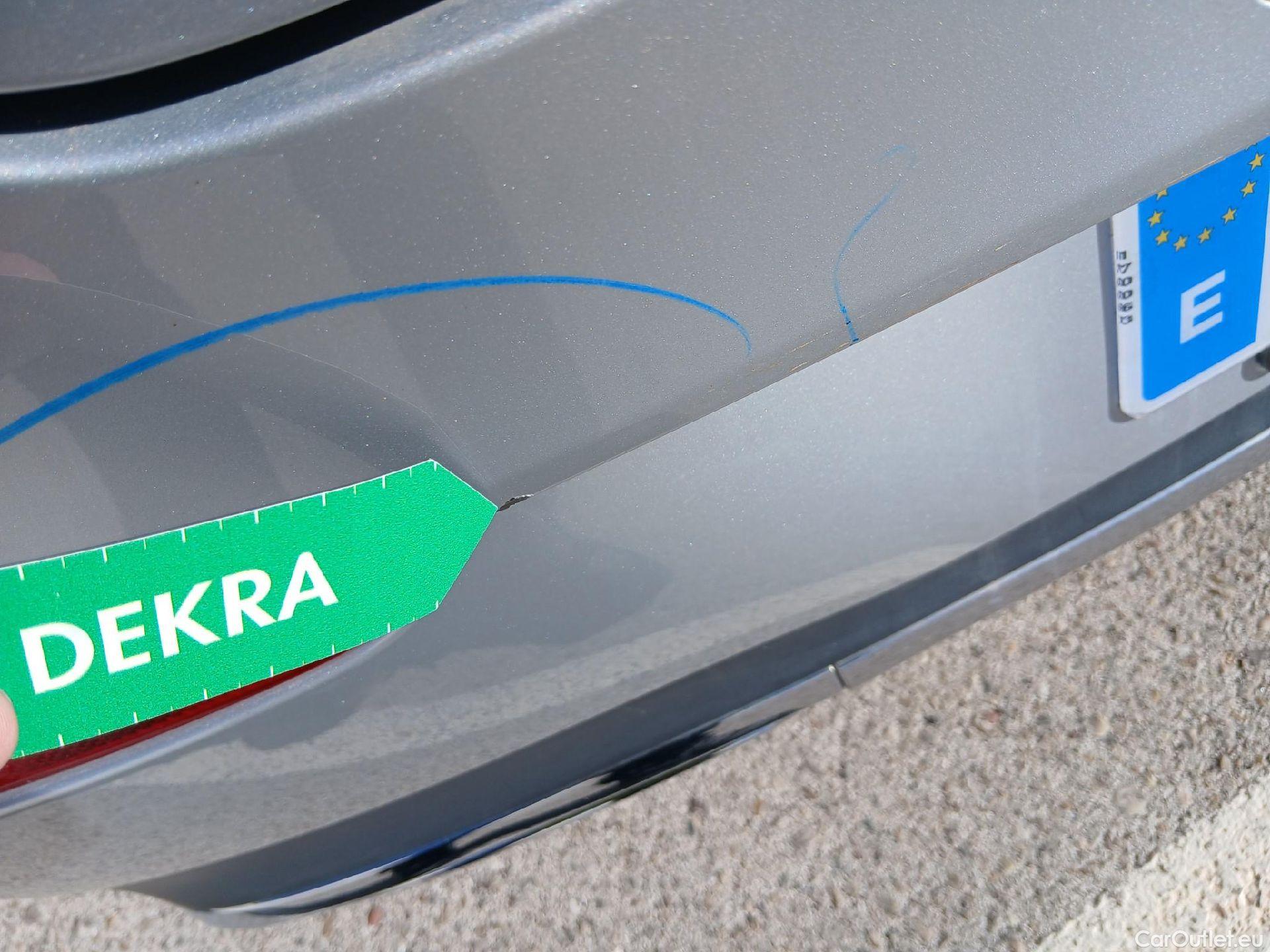  Mercedes  CLA-Klasse MERCEDES-BENZ CLA / 2019 / 5P / familiar CLA 200 Shooting Brake #20