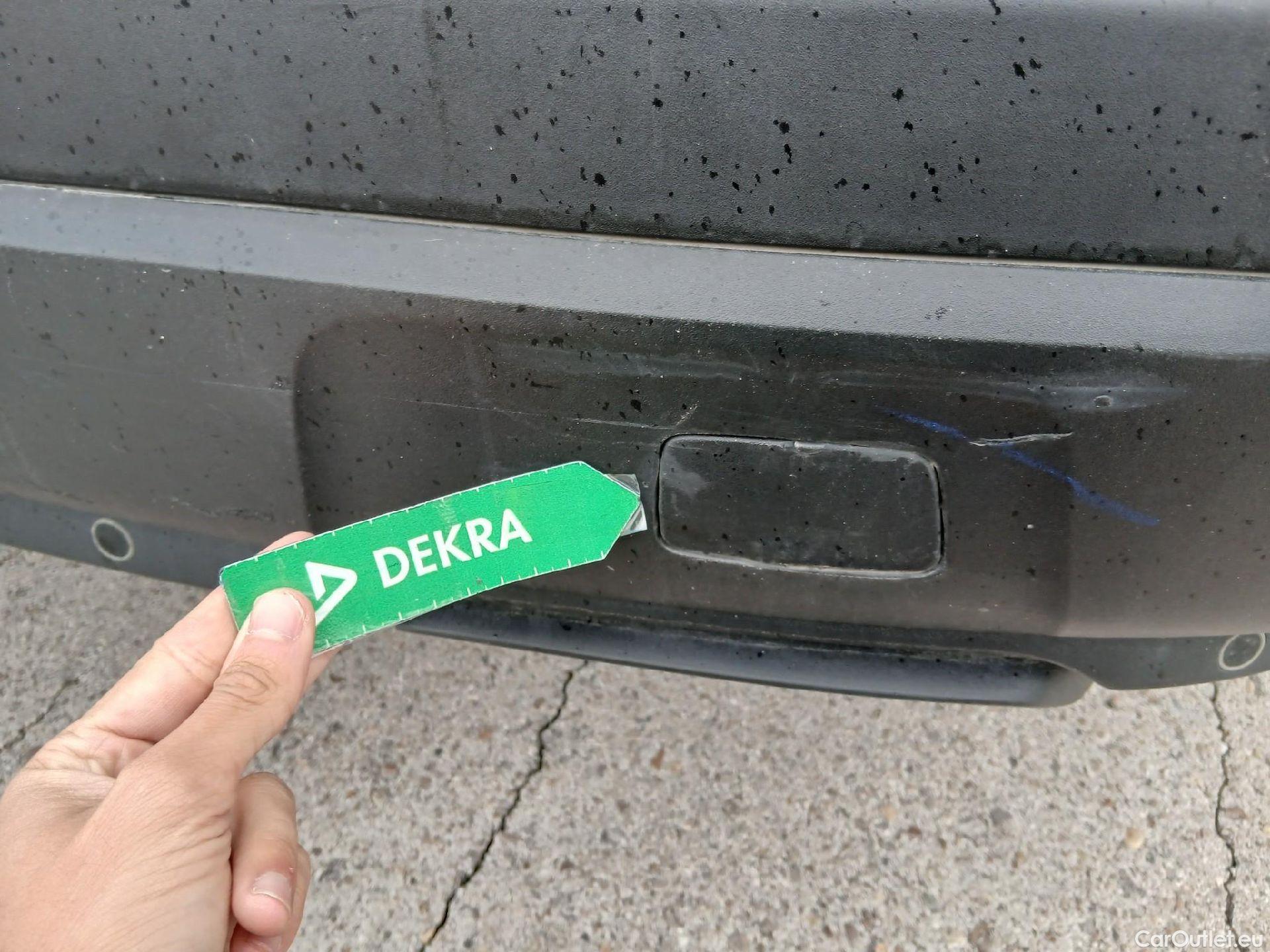  Peugeot  3008  Active Pack 1.5 HDi 130CV AT8 E6d #17