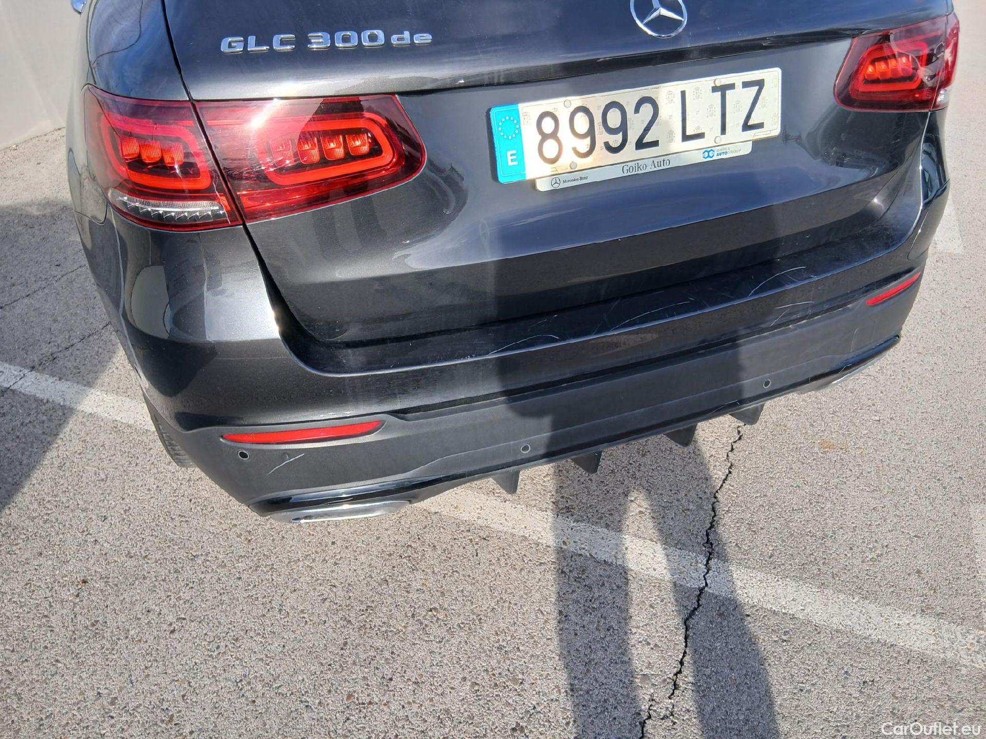  Mercedes  G-Klasee MERCEDES-BENZ Clase GLC / 2019 / 5P / todoterreno GLC 300 de 4MATIC #28