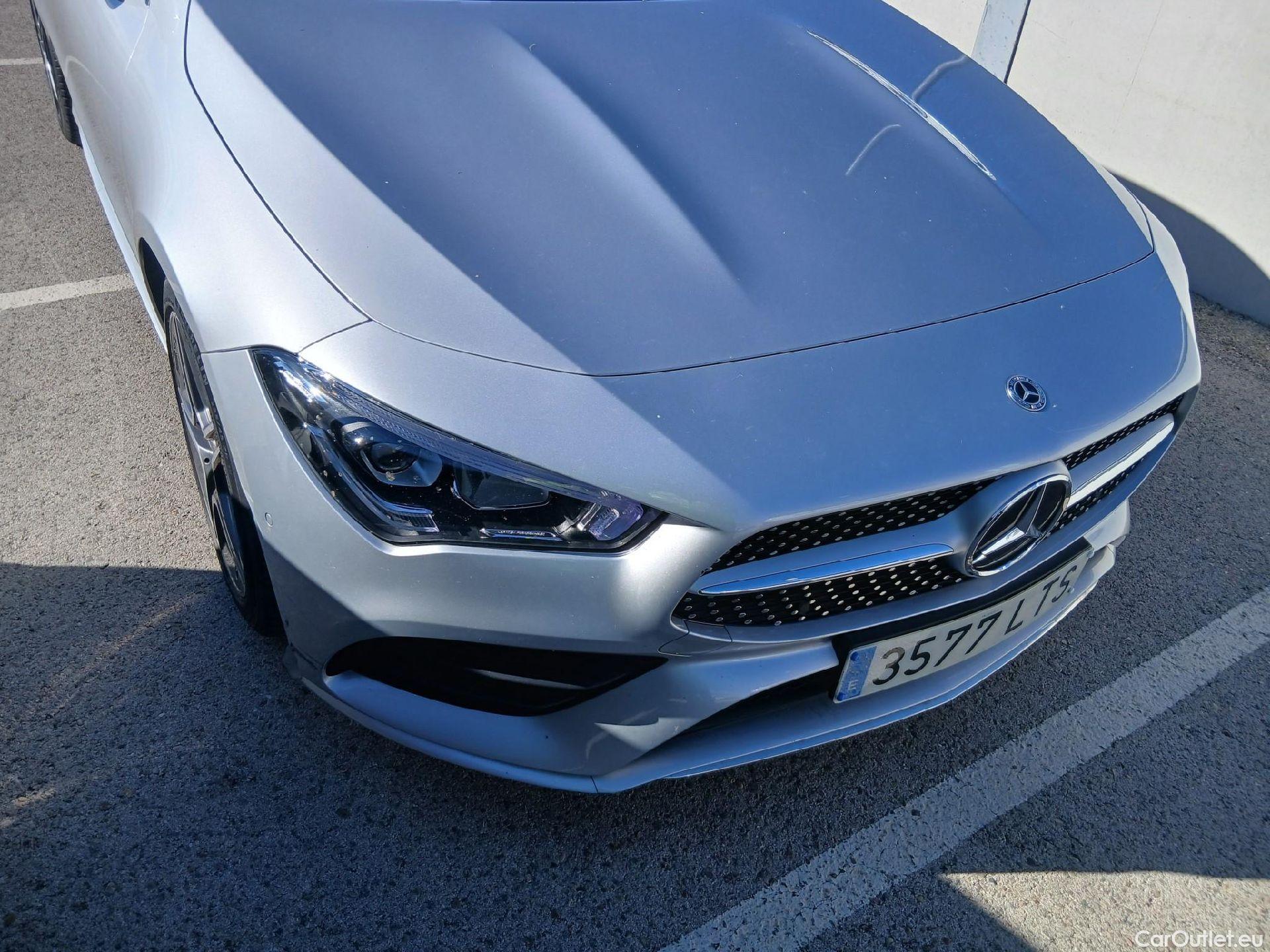  Mercedes  CLA-Klasse MERCEDES-BENZ CLA / 2019 / 5P / familiar CLA 200 Shooting Brake #12