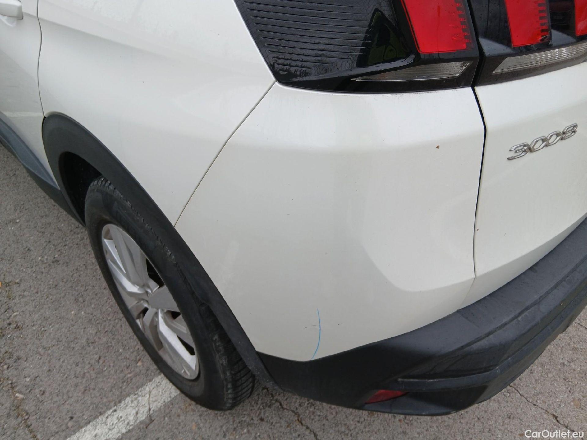  Peugeot  3008  Active Pack 1.5 HDi 130CV AT8 E6d #15