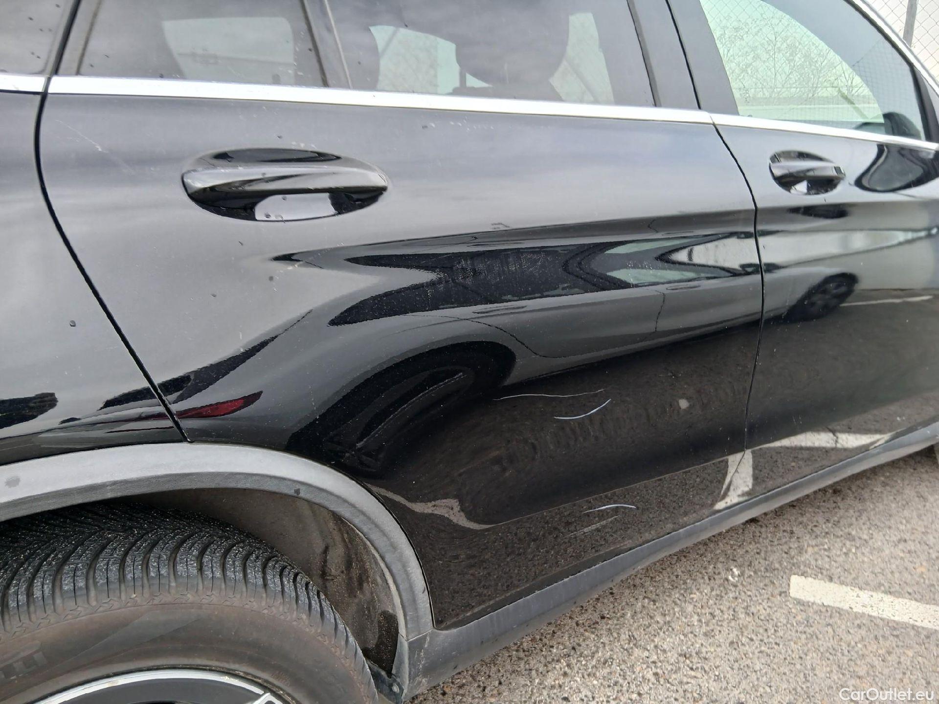  Mercedes  G-Klasee MERCEDES-BENZ GLC Coupé / 2019 / 5P / coupé GLC 300 de 4MATIC #38